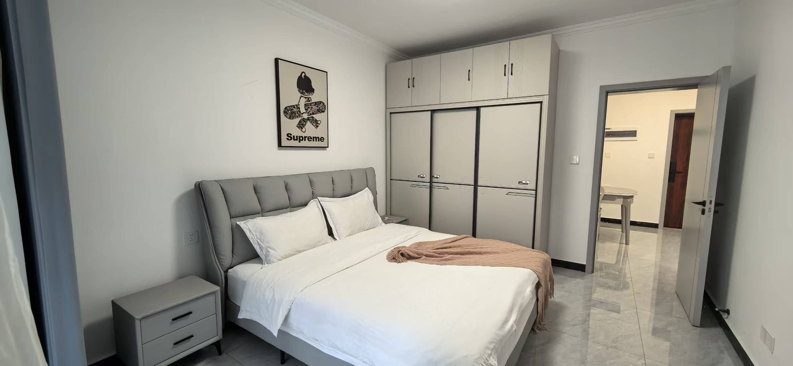 南门口安置小区二期 2室2厅1卫 2200.0元/月 南门口安置小区二期 2室2厅1卫 2200.0元/月室内图