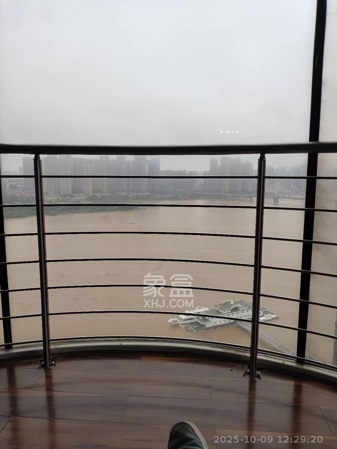 金色屋顶 4室2厅2卫 4800.0元/月 金色屋顶 4室2厅2卫 4800.0元/月室内图