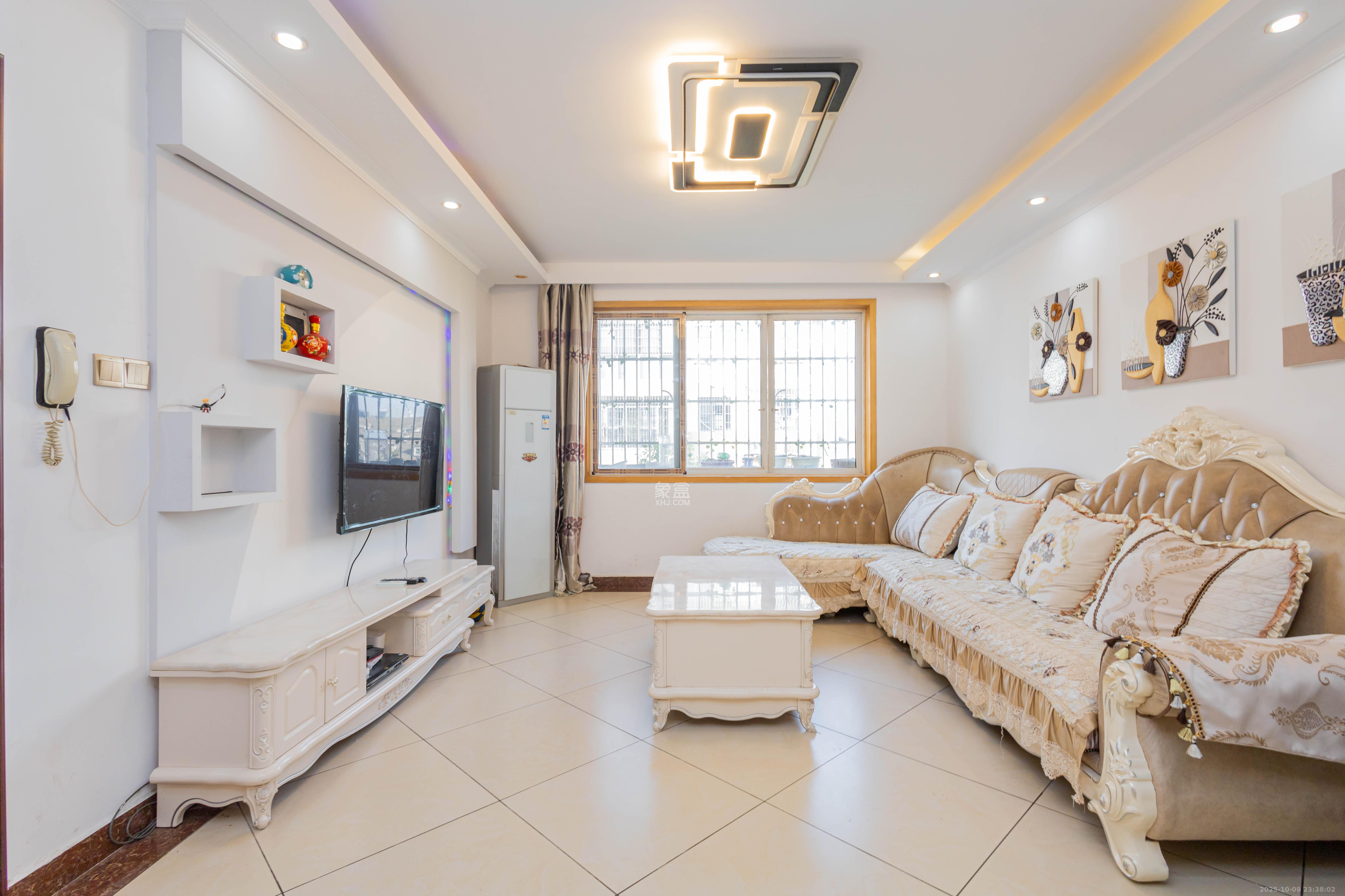 东岸锦城(东方人家)  4室2厅2卫    85.0万 东岸锦城(东方人家)  4室2厅2卫    85.0万