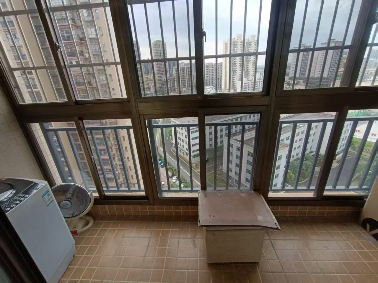 滨江绿都 2室2厅1卫 2100.0元/月 滨江绿都 2室2厅1卫 2100.0元/月室内图