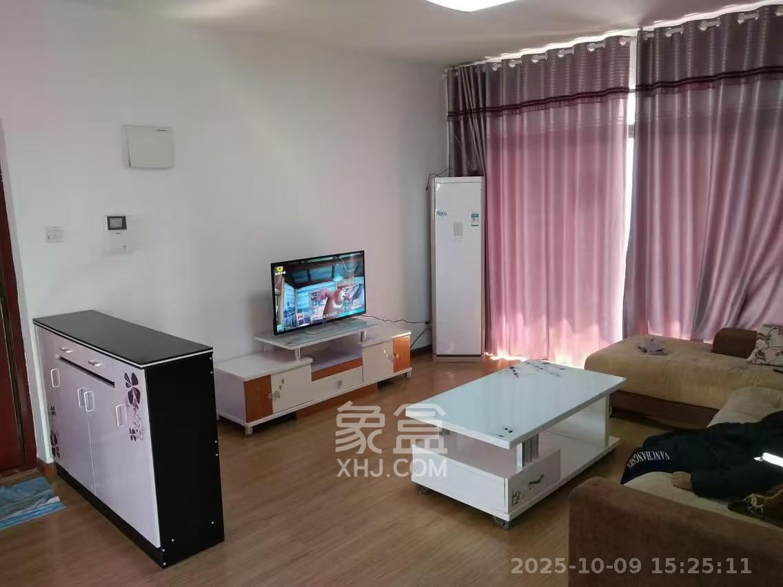 康桥长郡  3室2厅2卫    1800.0元/月室内图