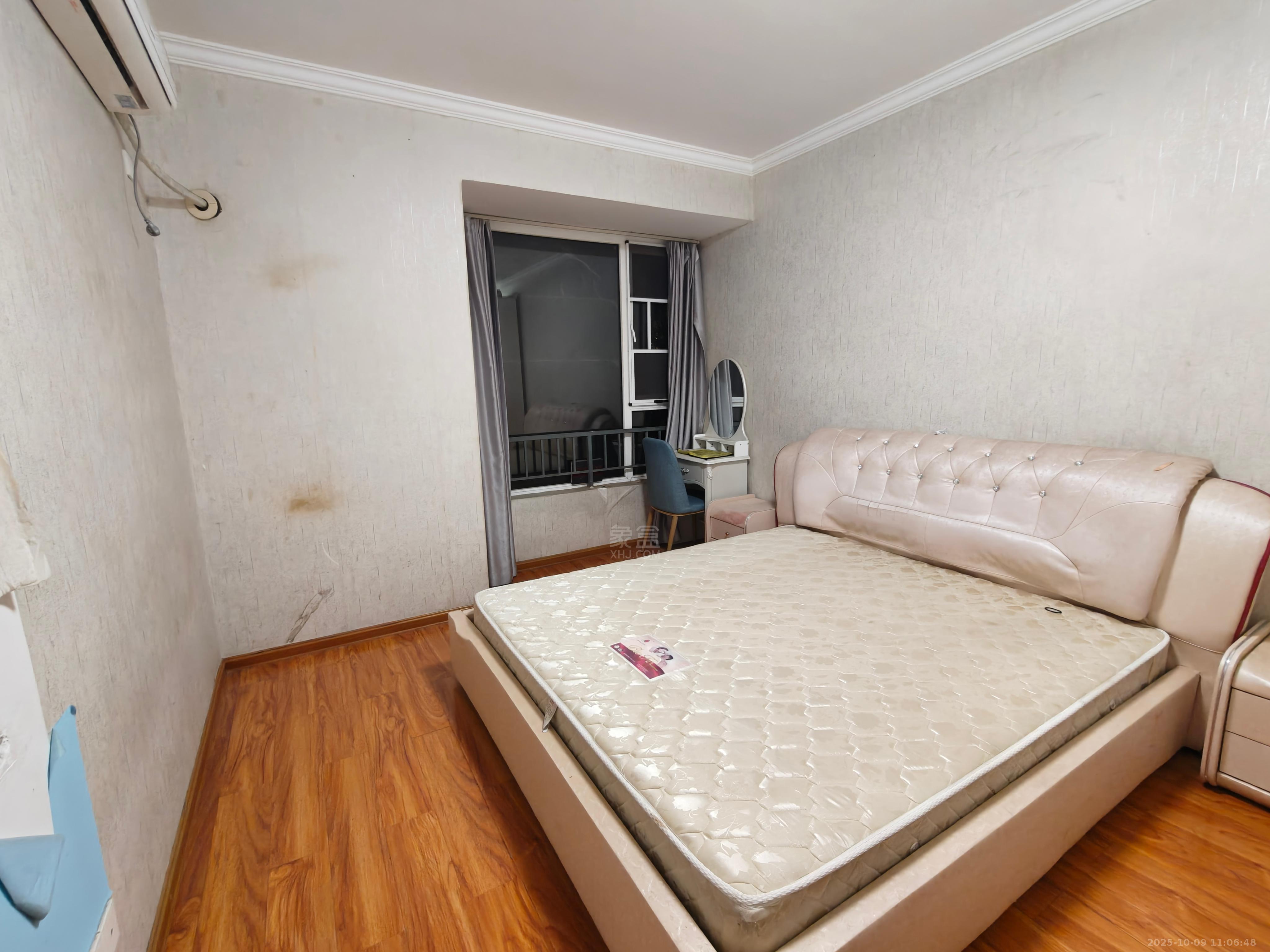 佳兆业金域天下三期 3室2厅2卫 1500.0元/月 佳兆业金域天下三期 3室2厅2卫 1500.0元/月室内图