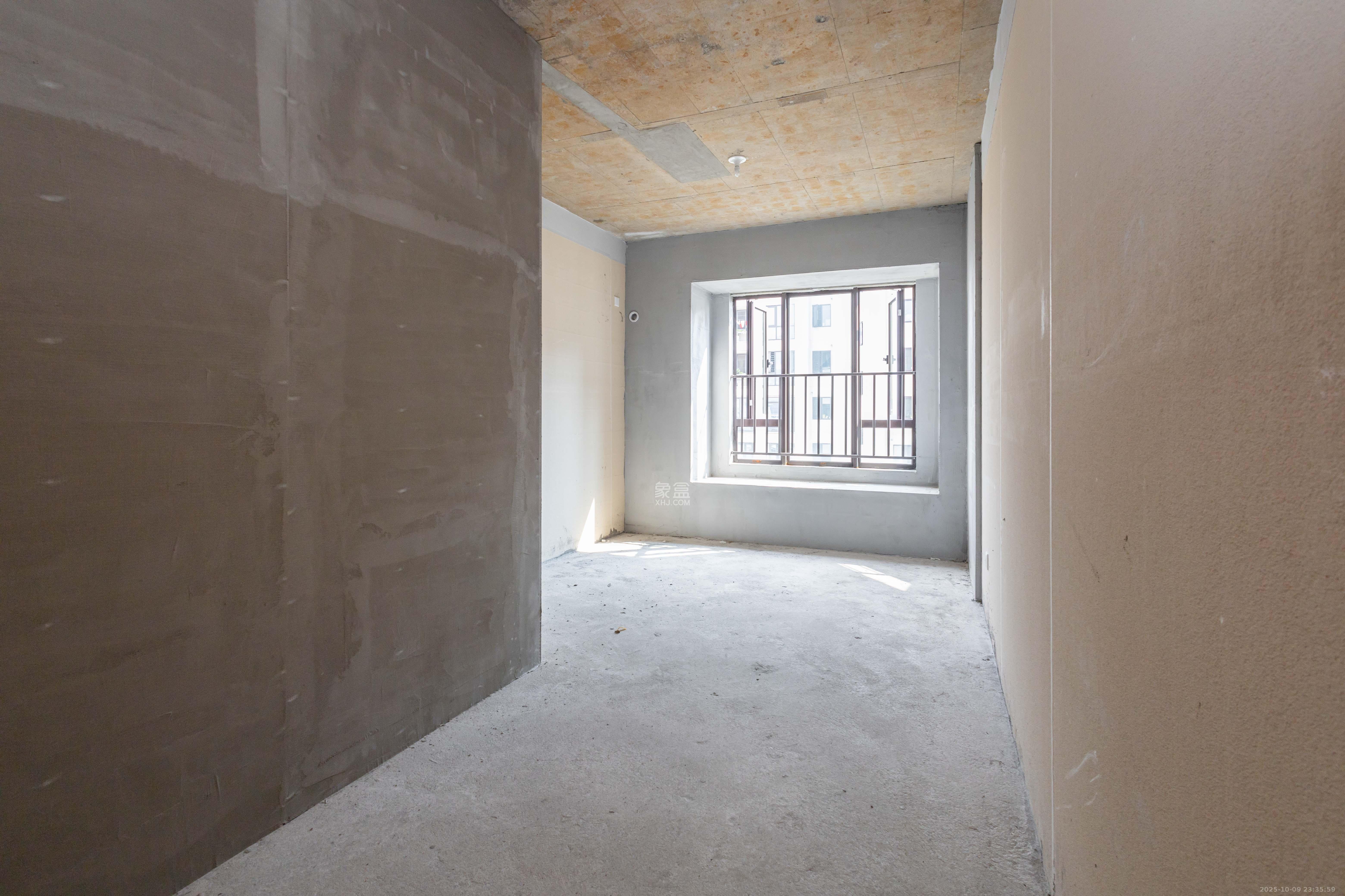 新城恒伟汇隽风华 4室2厅2卫 89.8万 新城恒伟汇隽风华 4室2厅2卫 89.8万卧室