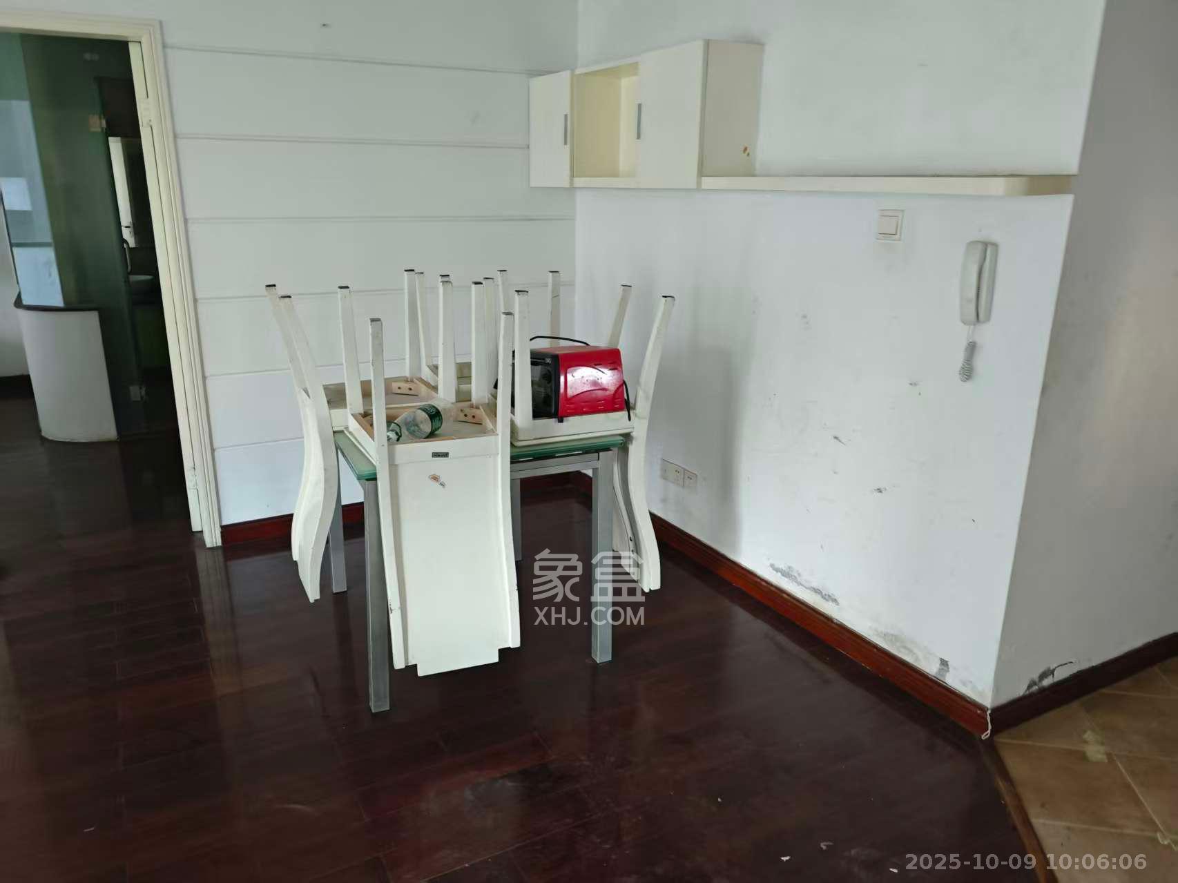 华菱蓝调国际(华菱.香墅美地) 3室2厅2卫 2200.0元/月 华菱蓝调国际(华菱.香墅美地) 3室2厅2卫 2200.0元/月室内图