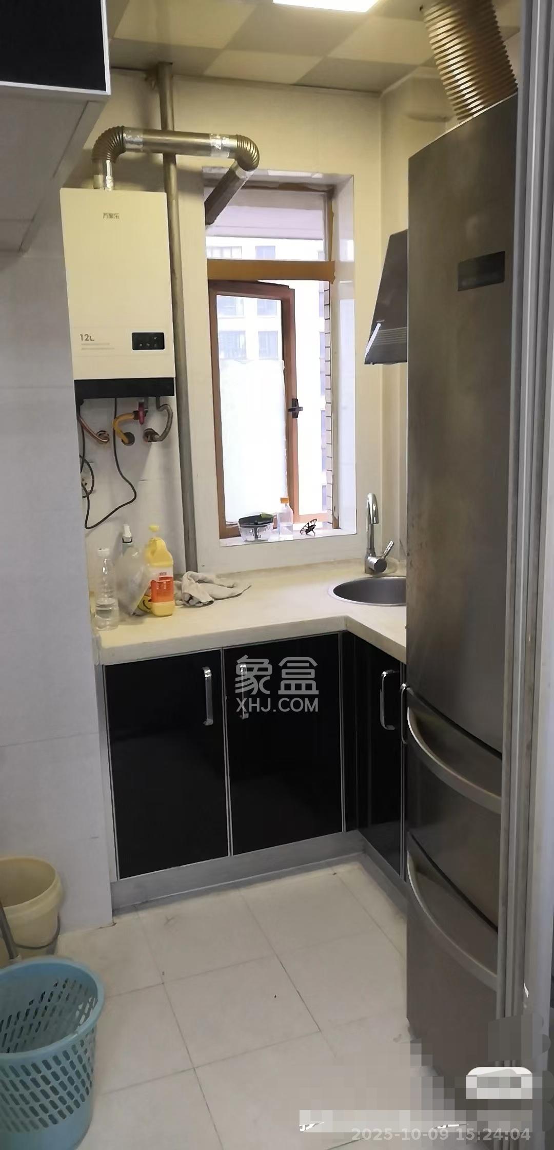 天健芙蓉盛世一期  1室1厅1卫    1800.0元/月 天健芙蓉盛世一期  1室1厅1卫    1800.0元/月室内图