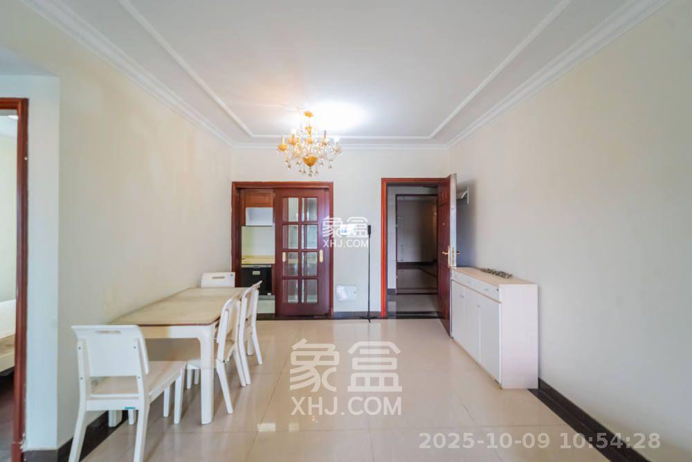 恒大绿洲  2室2厅1卫    2300.0元/月 恒大绿洲  2室2厅1卫    2300.0元/月室内图