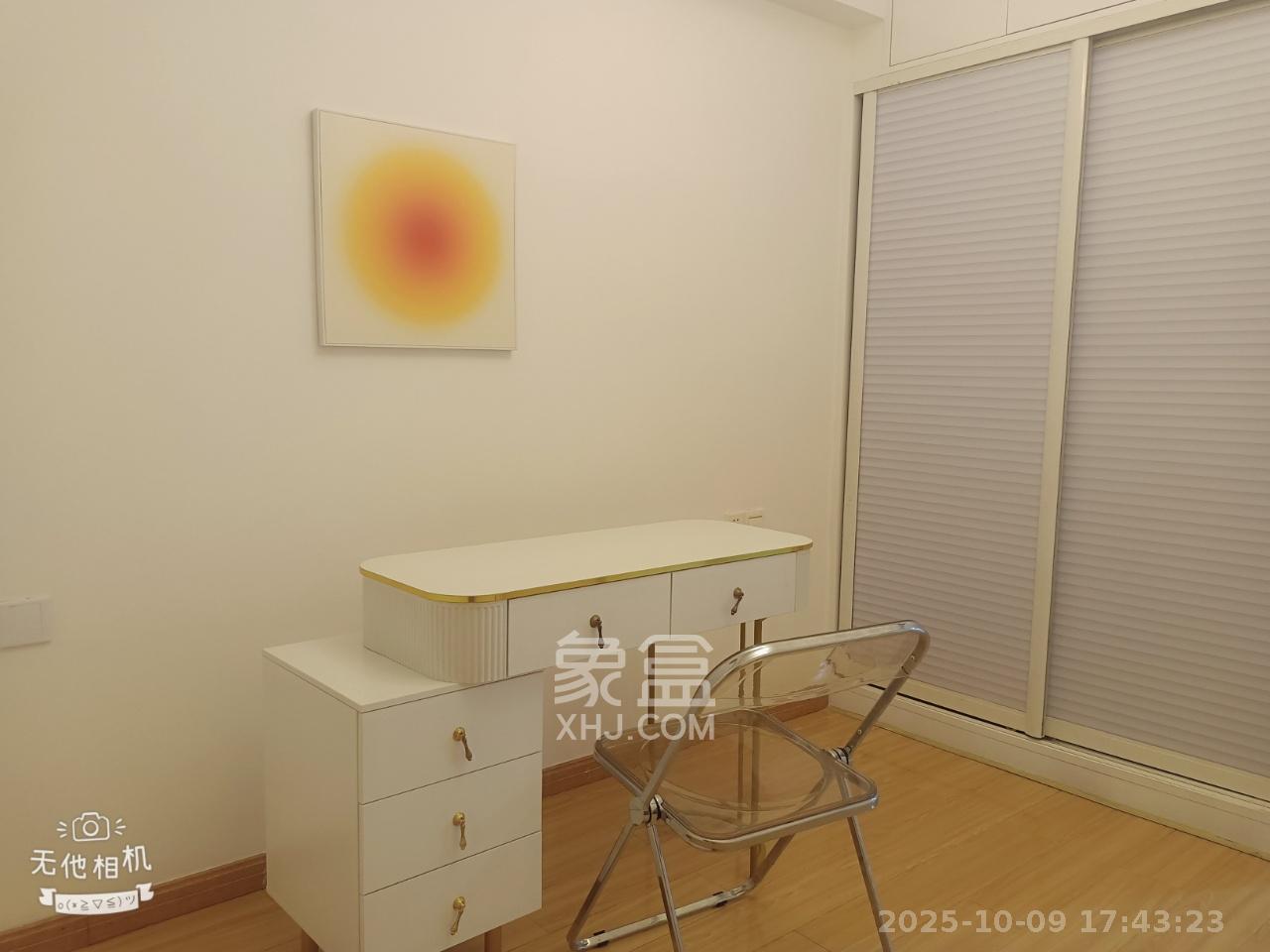 山水华景  3室2厅2卫    3680.0元/月室内图