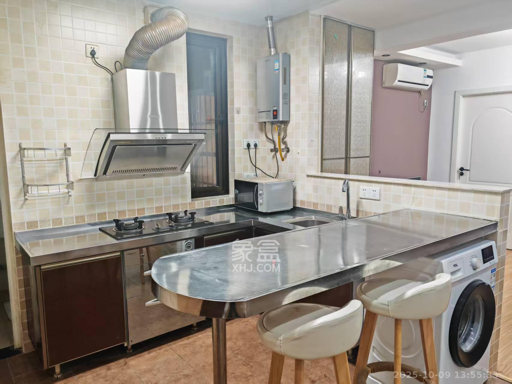 铂宫  2室1厅1卫    3000.0元/月室内图