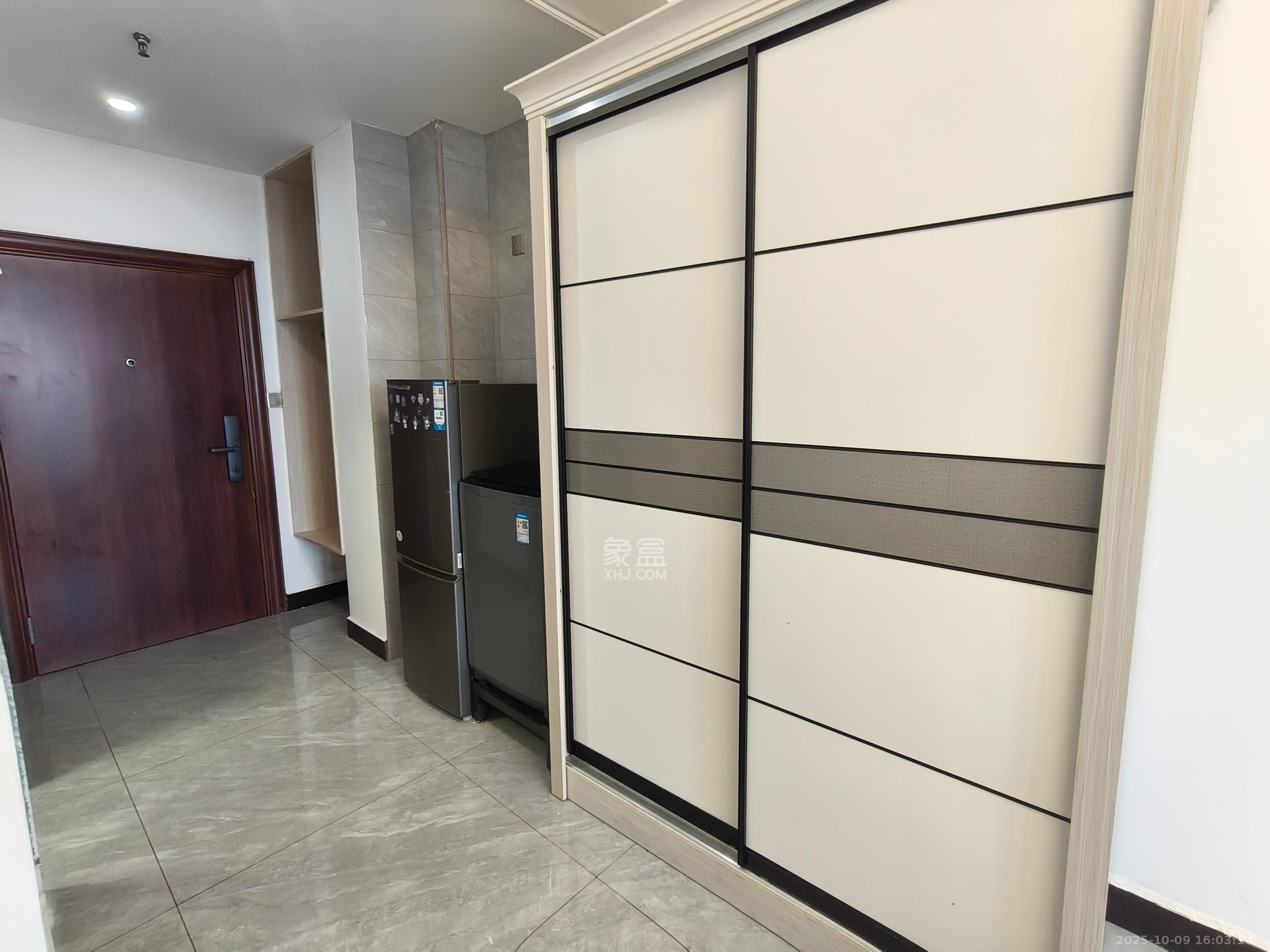 长沙高铁吾悦广场 1室1厅1卫 1550.0元/月 长沙高铁吾悦广场 1室1厅1卫 1550.0元/月室内图