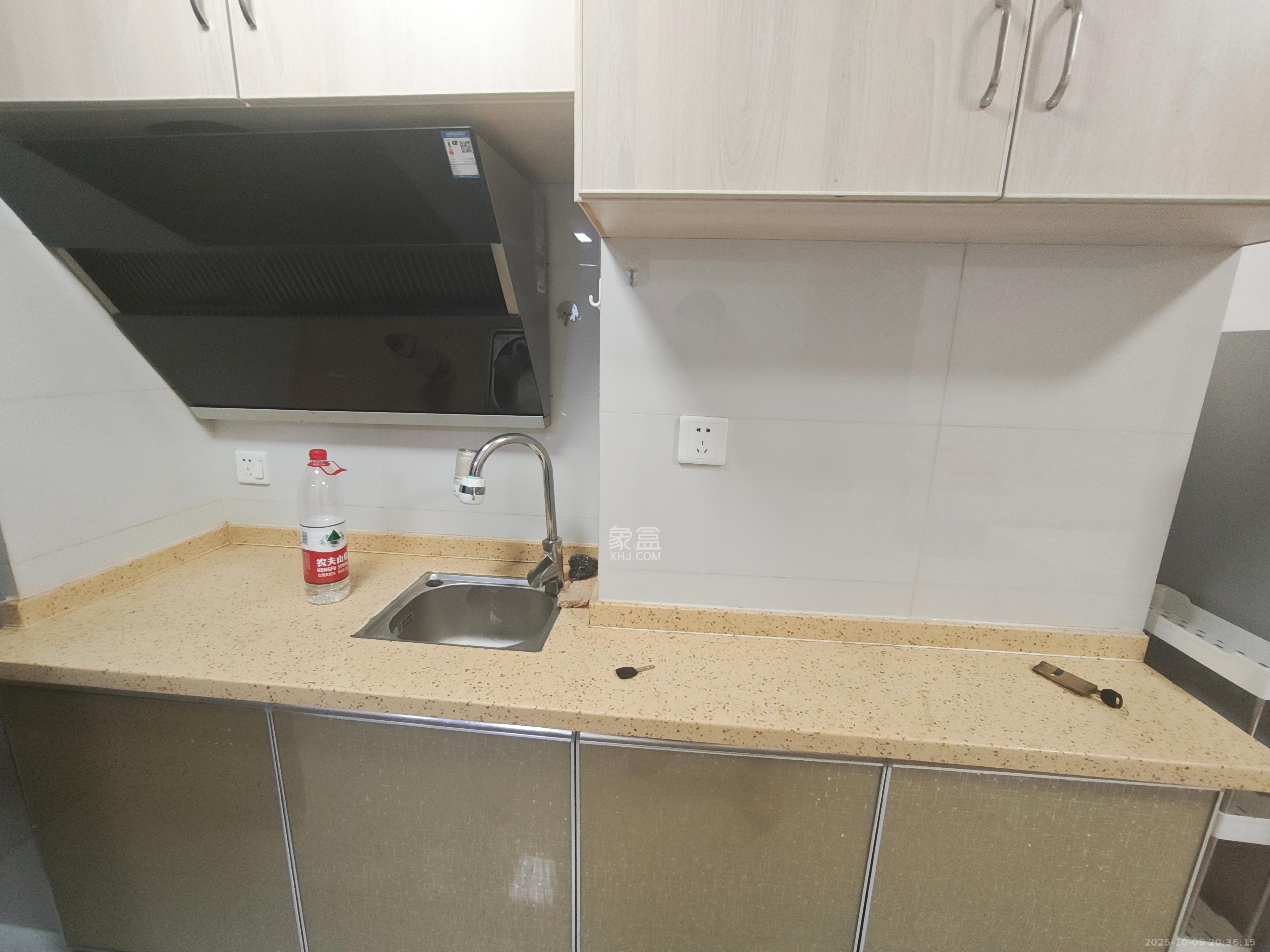 创世纪广场 1室1厅1卫 1400.0元/月 创世纪广场 1室1厅1卫 1400.0元/月室内图