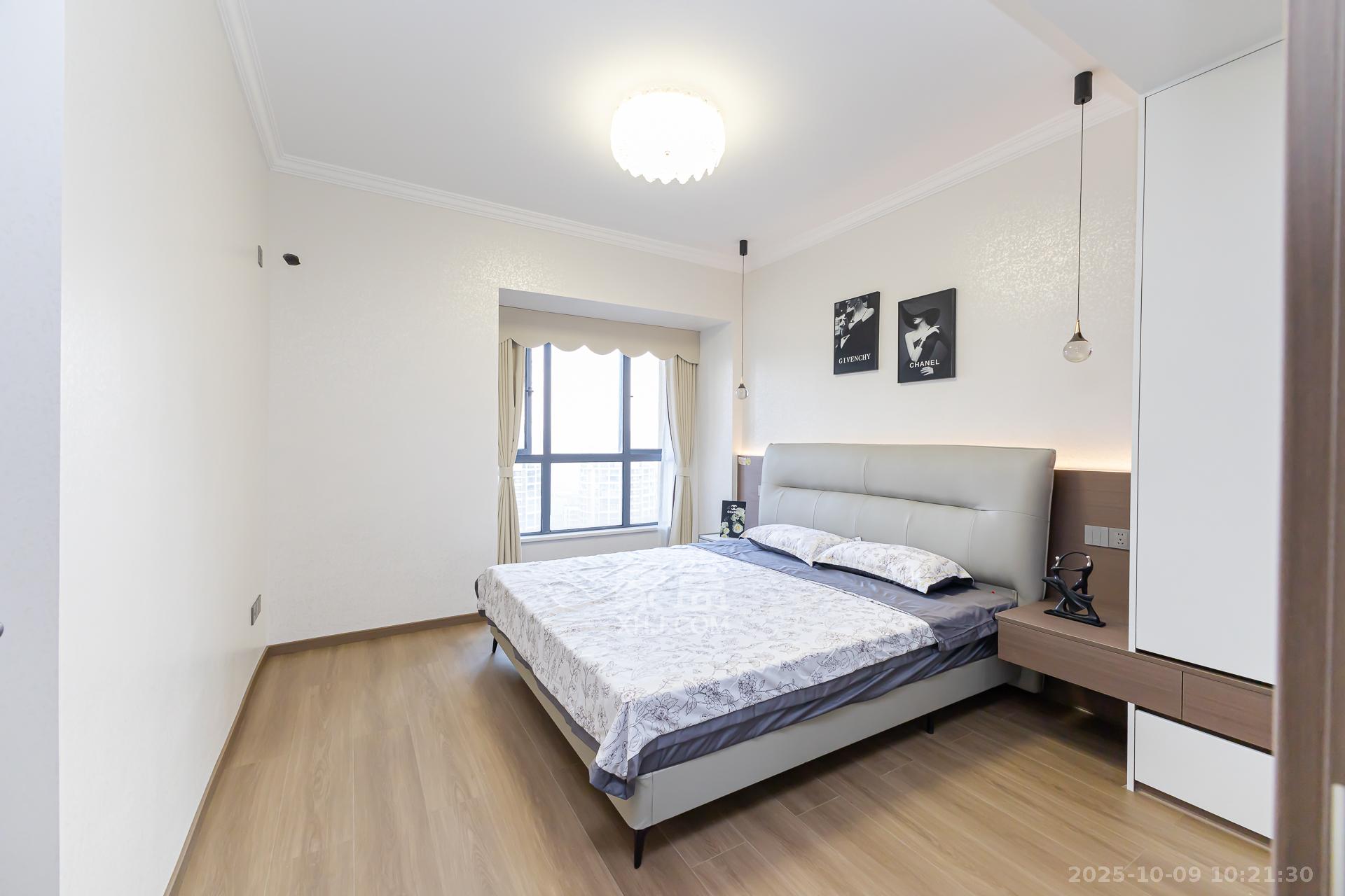 勤诚达新界  5室2厅2卫    119.8万卧室