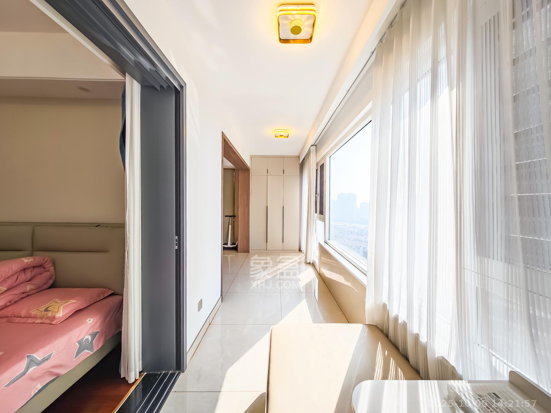 中欣楚天御府E区 3室2厅2卫 140.0万 中欣楚天御府E区 3室2厅2卫 140.0万阳台