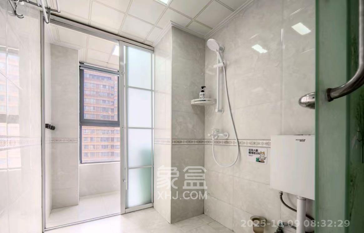 五矿万境水岸一期(万境水岸嘉苑)  3室2厅2卫    2800.0元/月 五矿万境水岸一期(万境水岸嘉苑)  3室2厅2卫    2800.0元/月室内图