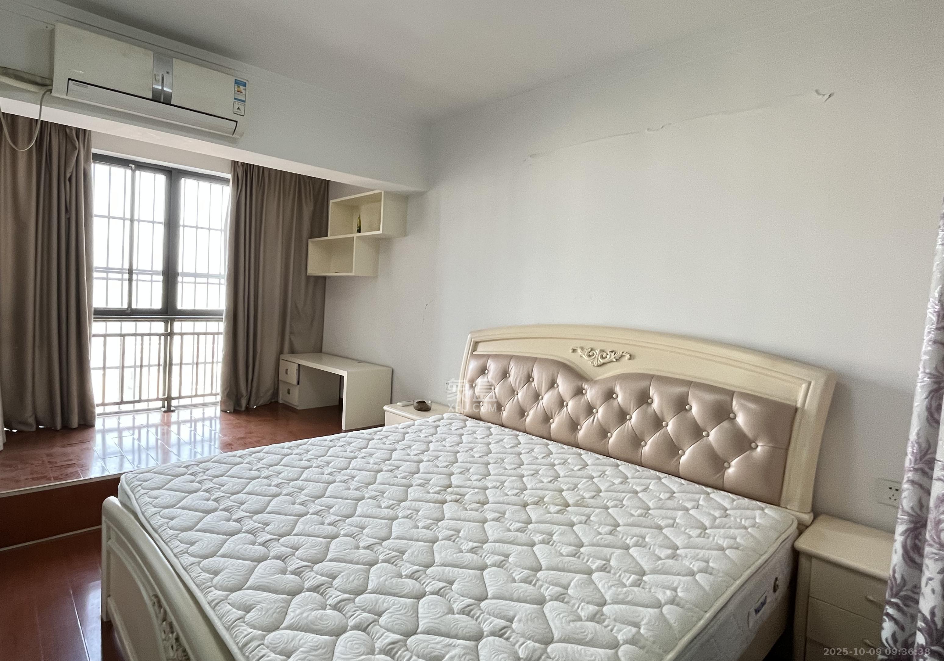 少帅府  1室1厅1卫    2200.0元/月室内图