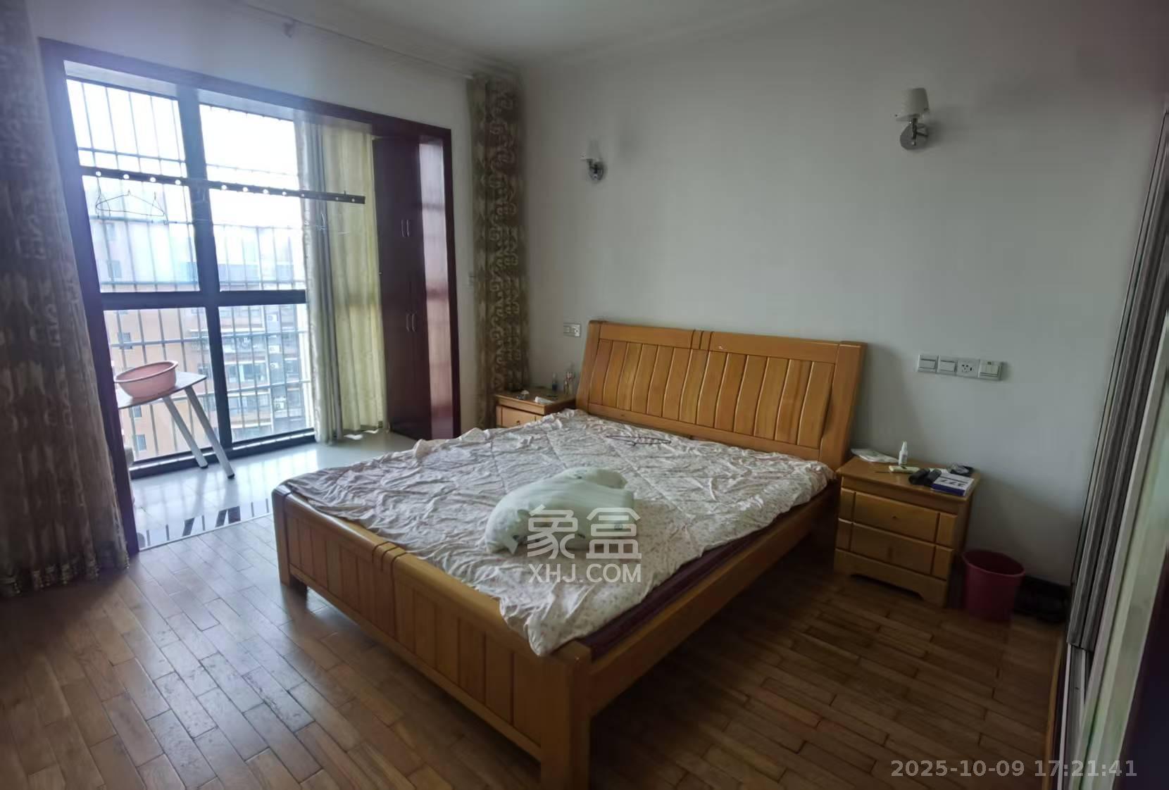 湘府十城(汇财御景湾新寓,汇财国际)  4室2厅3卫    2300.0元/月 湘府十城(汇财御景湾新寓,汇财国际)  4室2厅3卫    2300.0元/月室内图