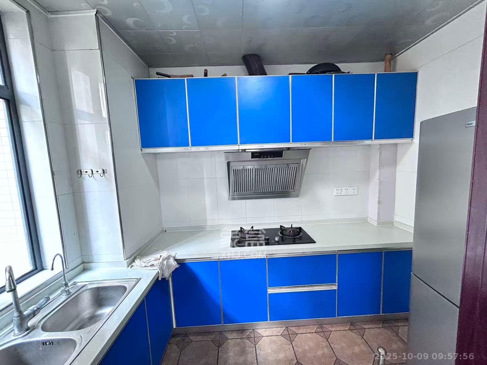 长盛岚庭 3室2厅1卫 2000.0元/月 长盛岚庭 3室2厅1卫 2000.0元/月室内图