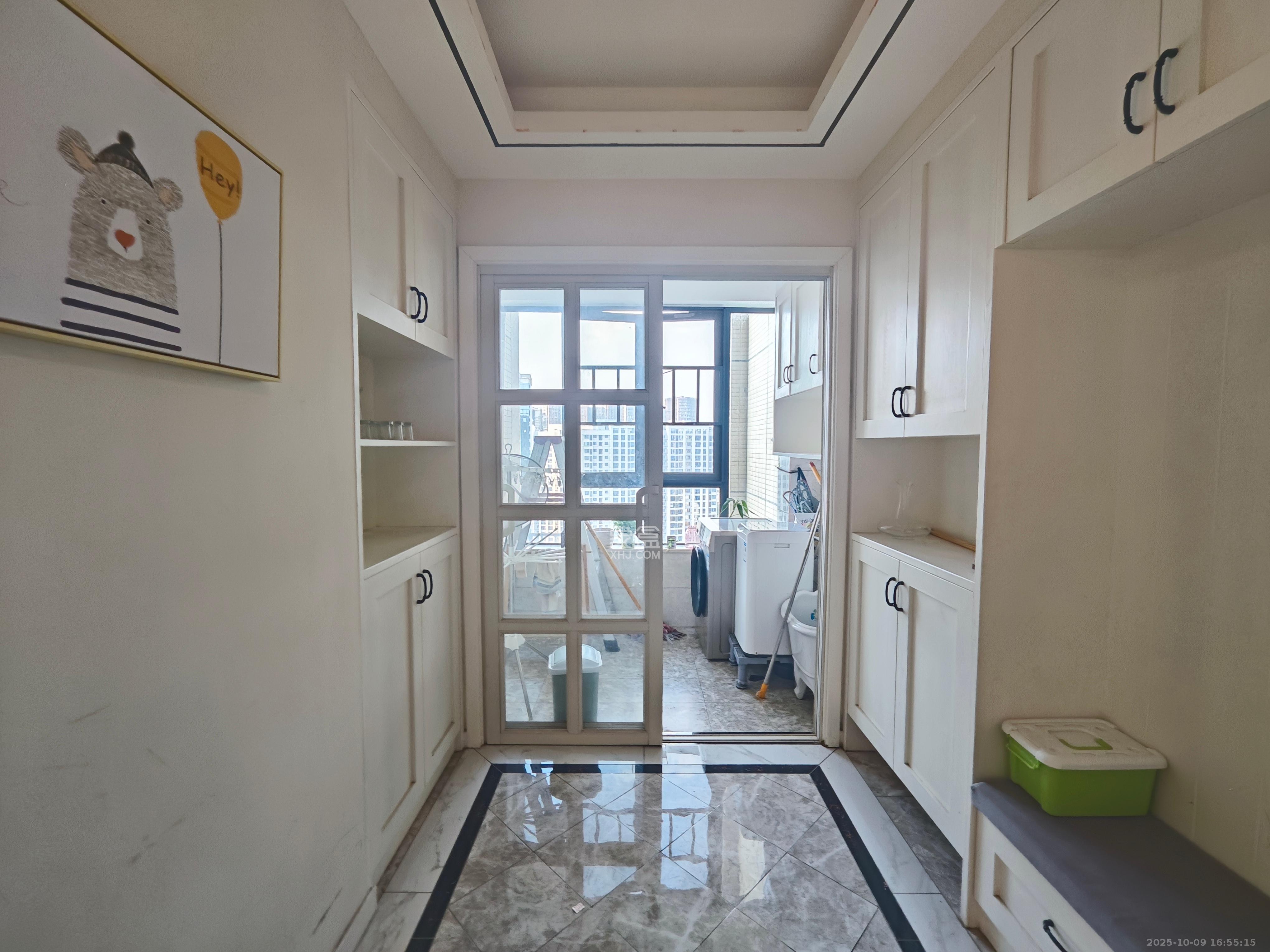 天鸿天府(天鸿中央大院) 3室2厅2卫 2900.0元/月 天鸿天府(天鸿中央大院) 3室2厅2卫 2900.0元/月室内图