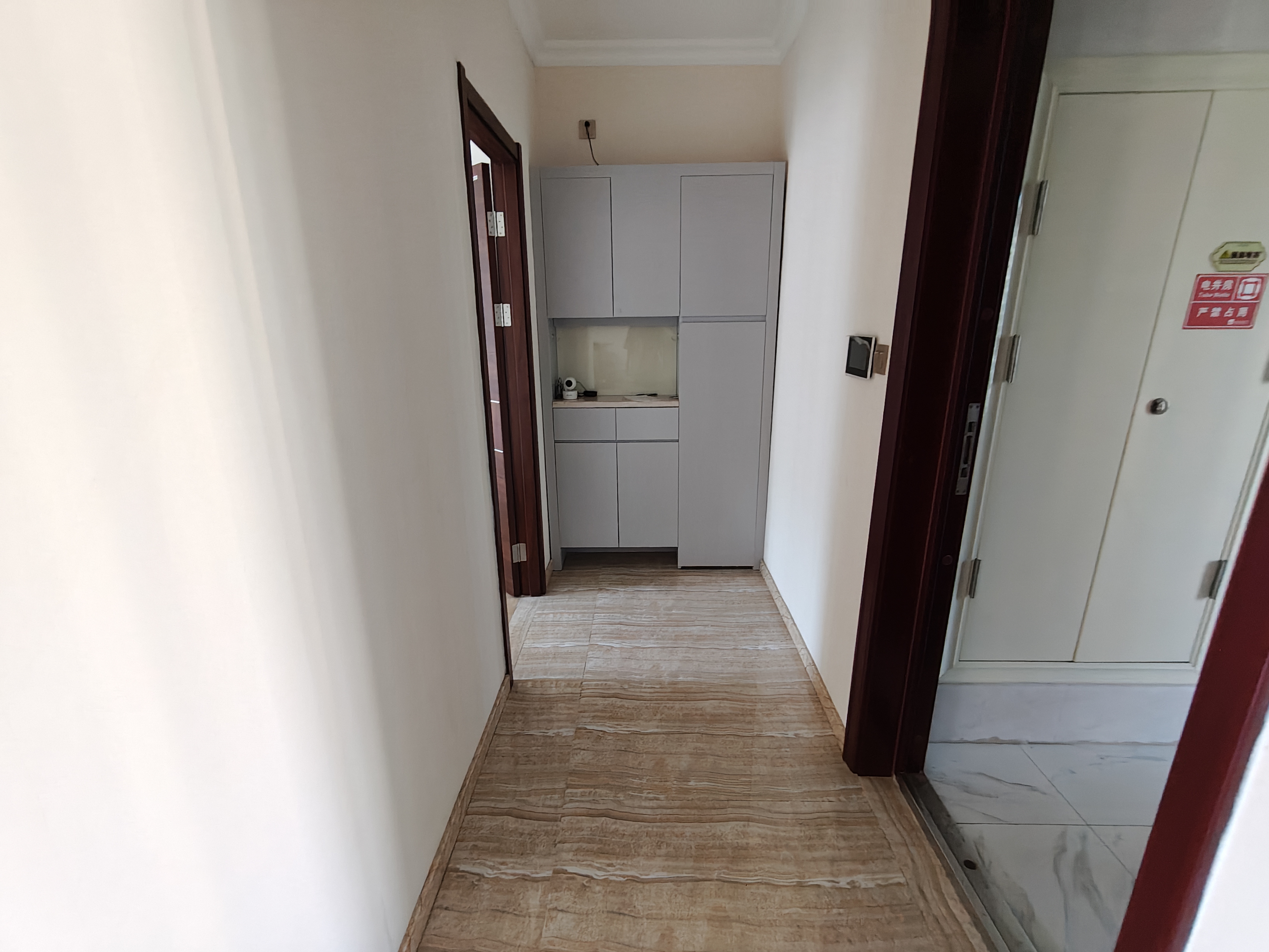 碧桂园剑桥郡 4室2厅2卫 3800.0元/月 碧桂园剑桥郡 4室2厅2卫 3800.0元/月室内图