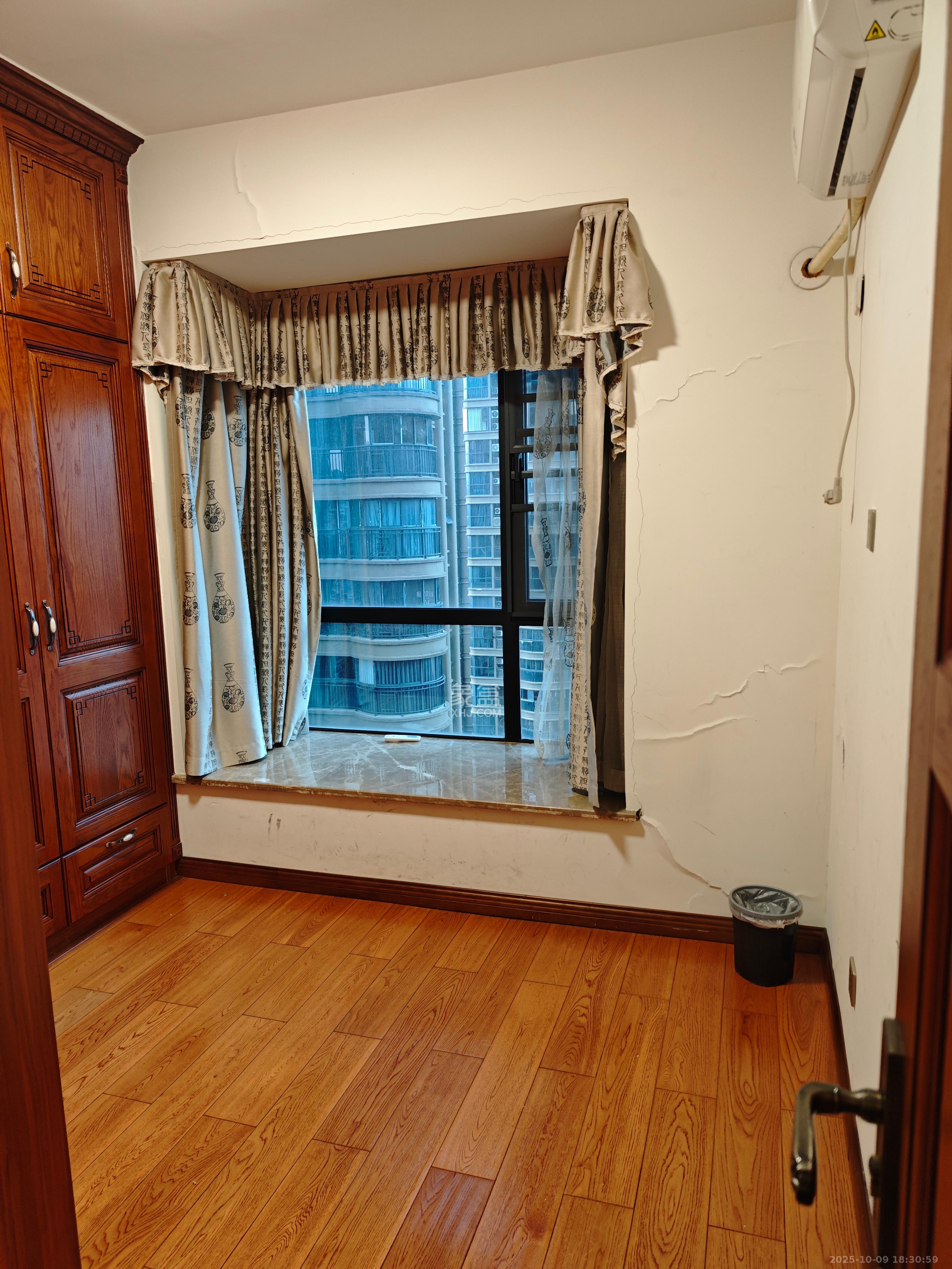 永祺西京 4室2厅2卫 4200.0元/月 永祺西京 4室2厅2卫 4200.0元/月室内图