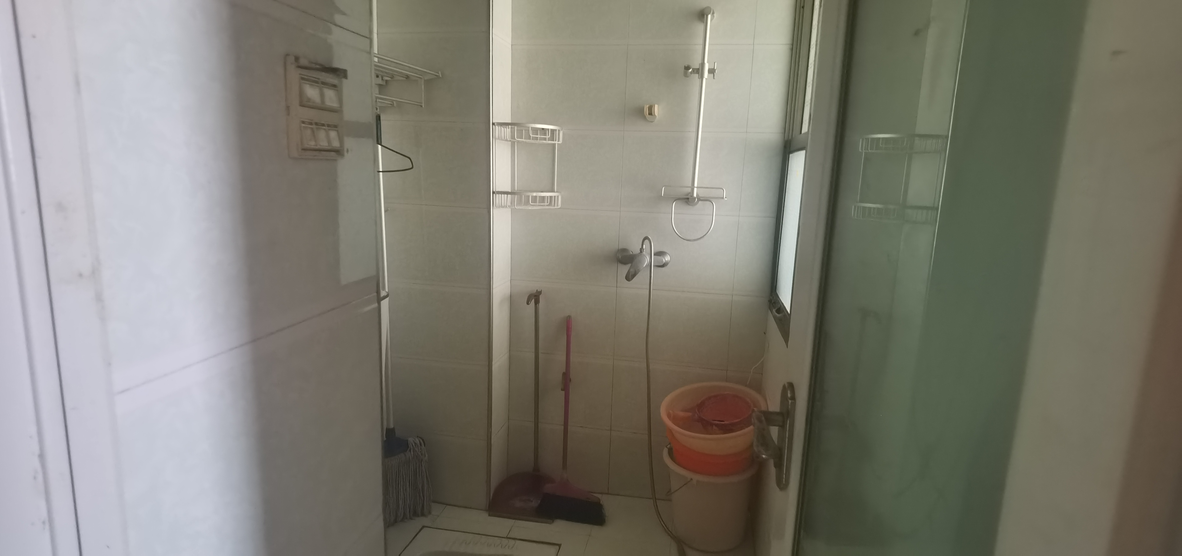 东方豪苑  2室1厅1卫    900.0元/月室内图