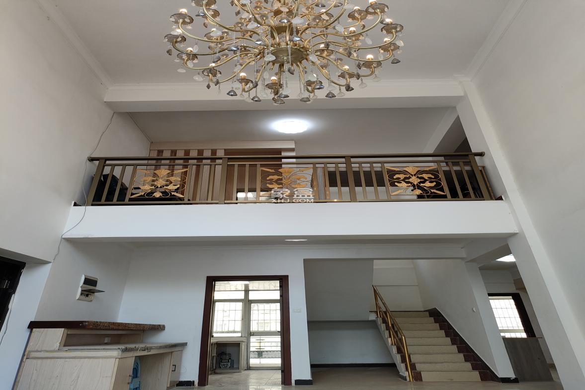 汇锦名城 5室2厅2卫 4800.0元/月 汇锦名城 5室2厅2卫 4800.0元/月室内图