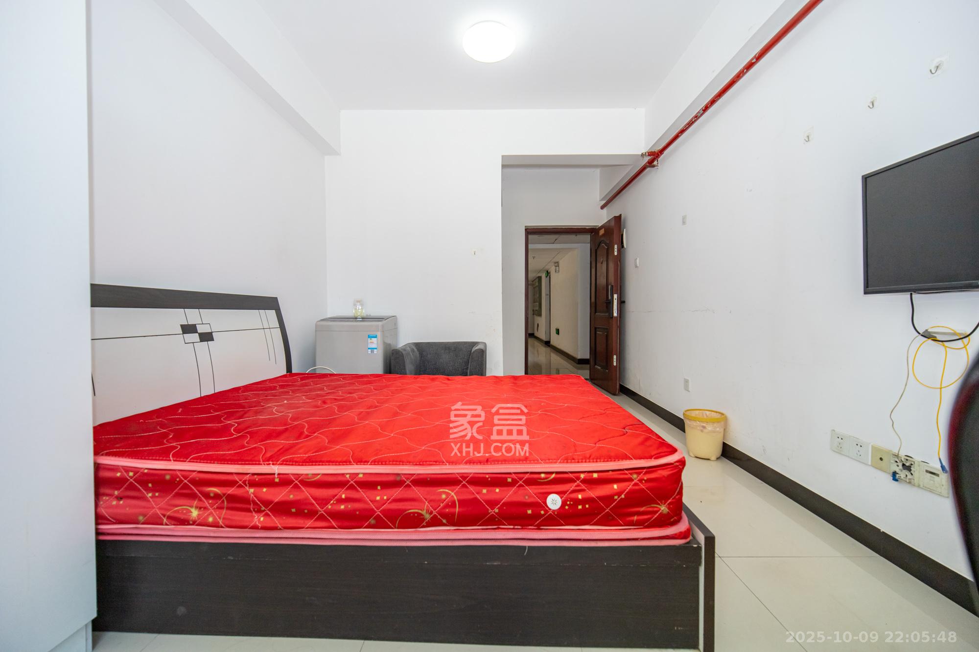 尚都美寓 1室1厅1卫 12.8万 尚都美寓 1室1厅1卫 12.8万客厅