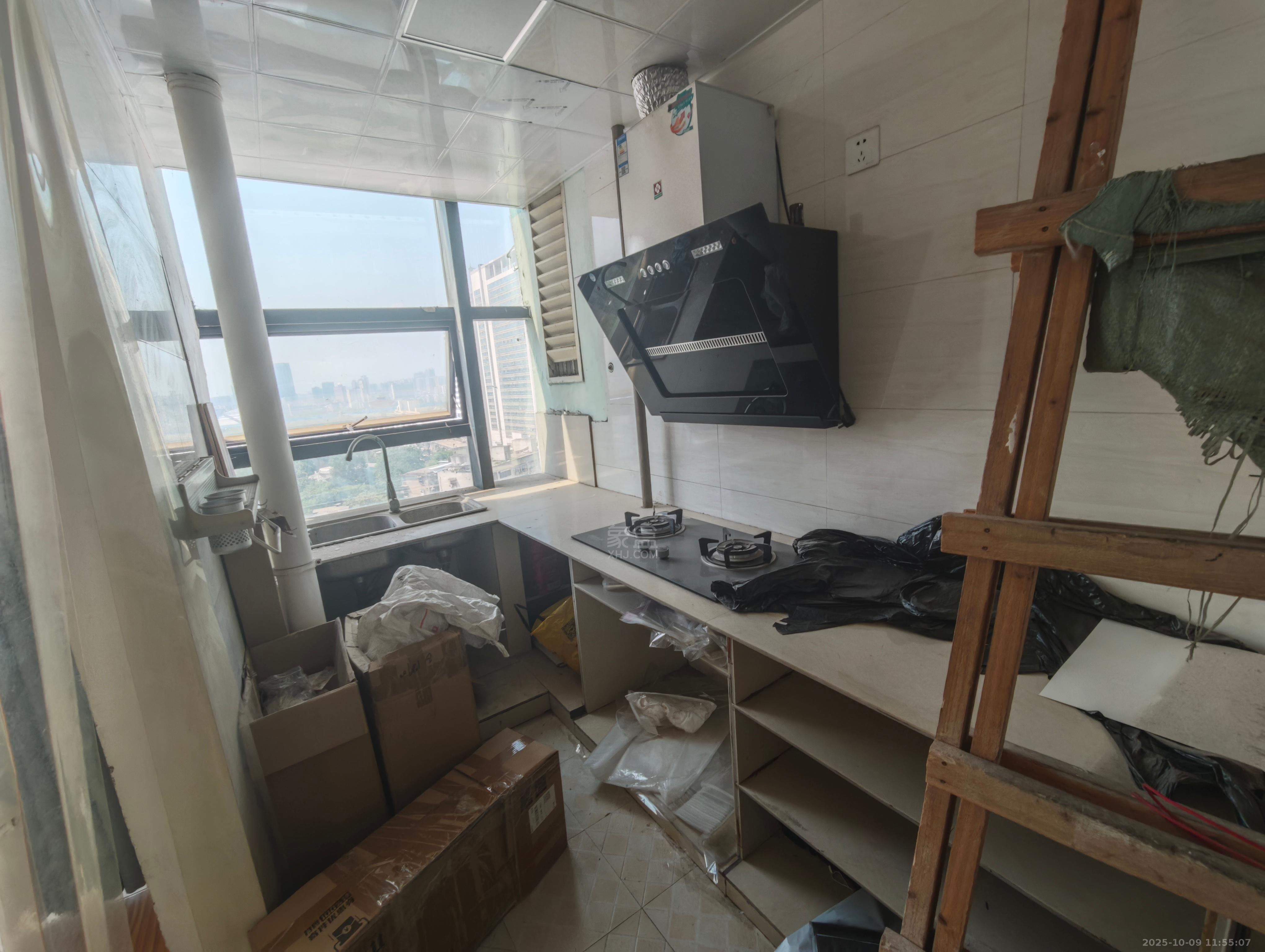 汉华国际  1室1厅1卫    1200.0元/月室内图
