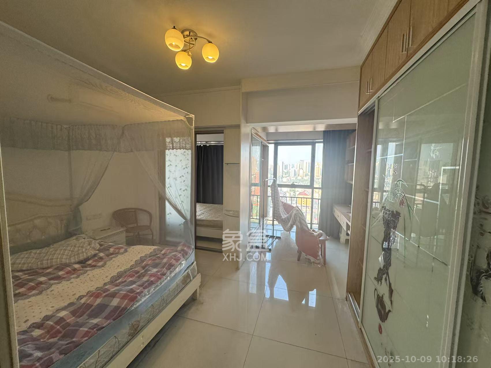 东怡外国（南湖一号)  1室1厅1卫    2200.0元/月室内图