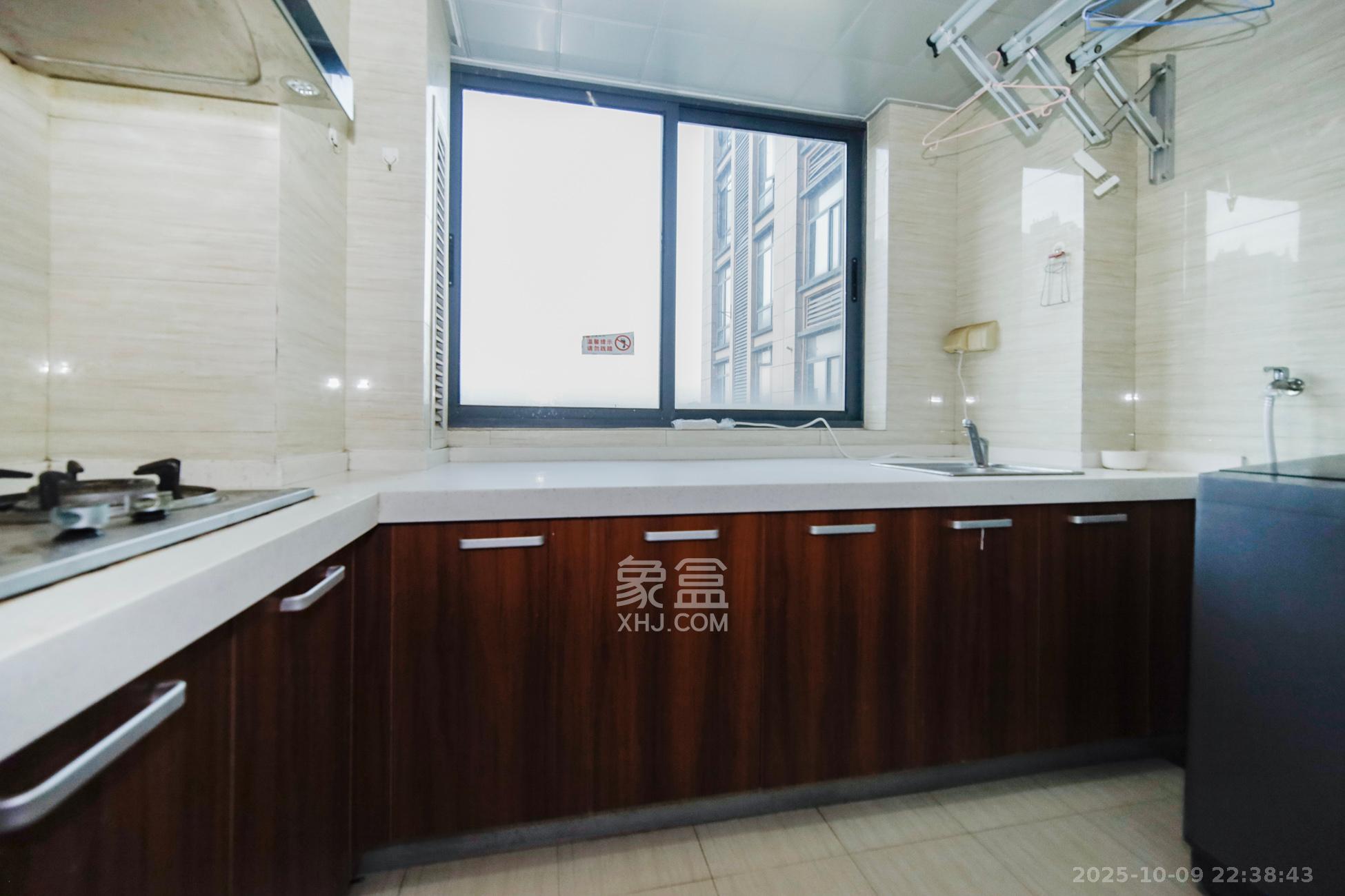 中建木莲工社  1室1厅1卫    22.0万厨房