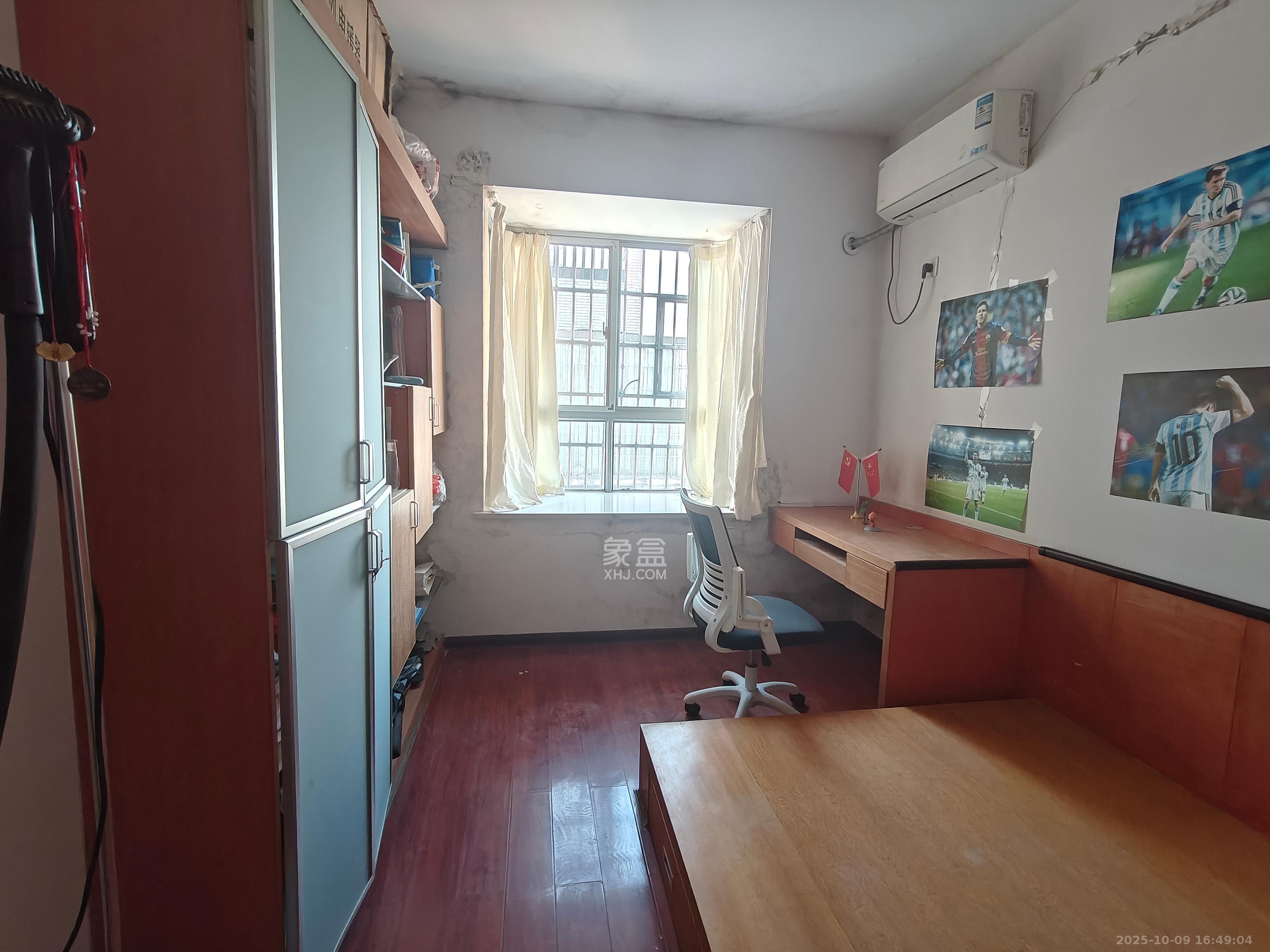 湘楚家园 3室2厅2卫 1700.0元/月 湘楚家园 3室2厅2卫 1700.0元/月室内图