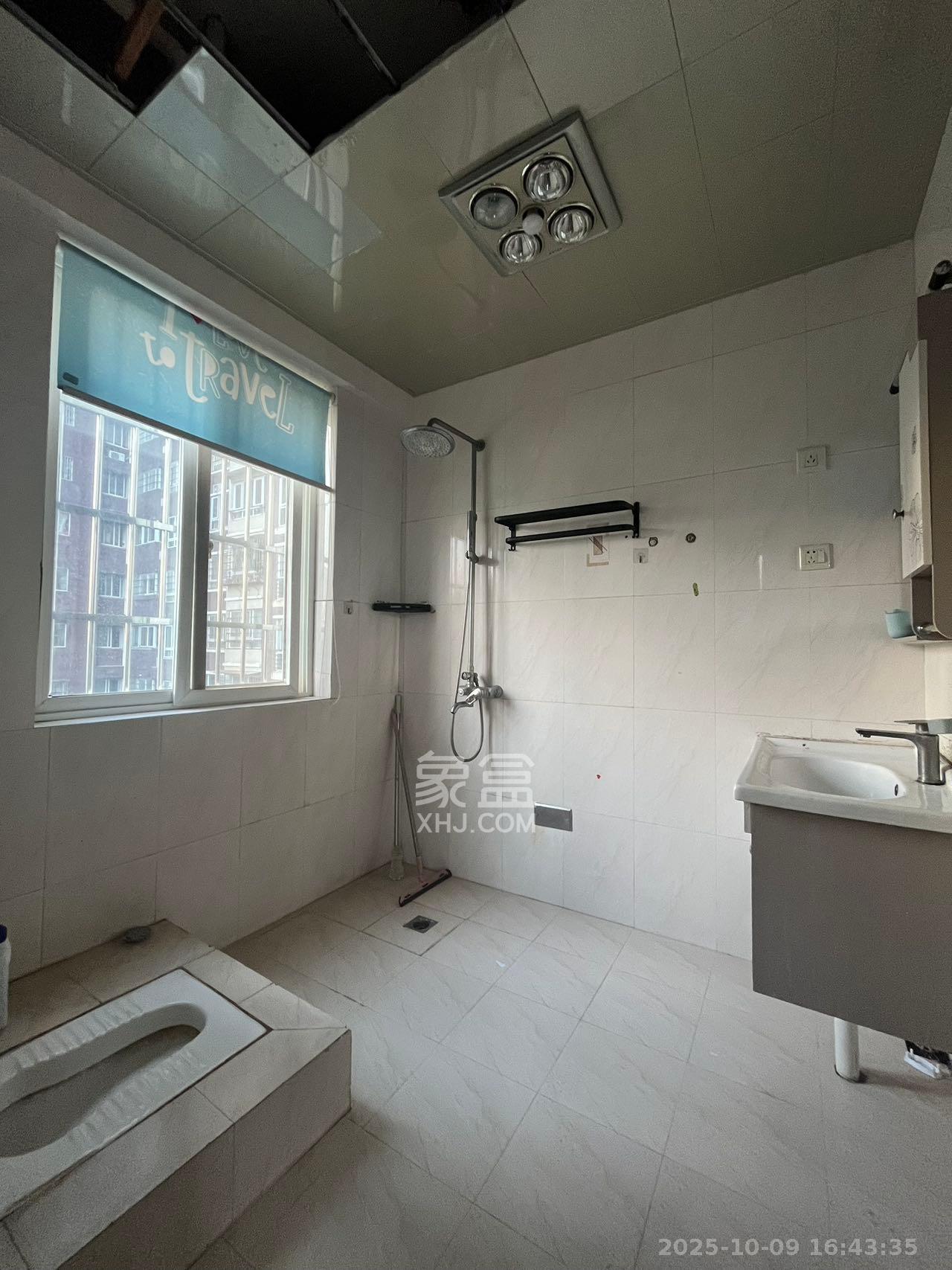 楚天馨苑 3室2厅1卫 1700.0元/月 楚天馨苑 3室2厅1卫 1700.0元/月室内图