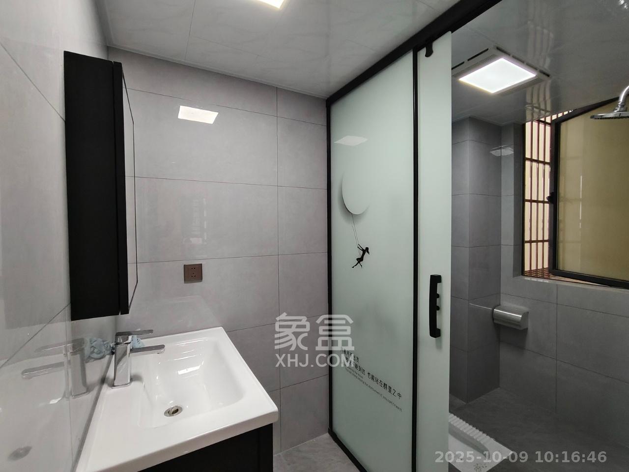 真人桥家园二期  2室2厅1卫    1700.0元/月室内图