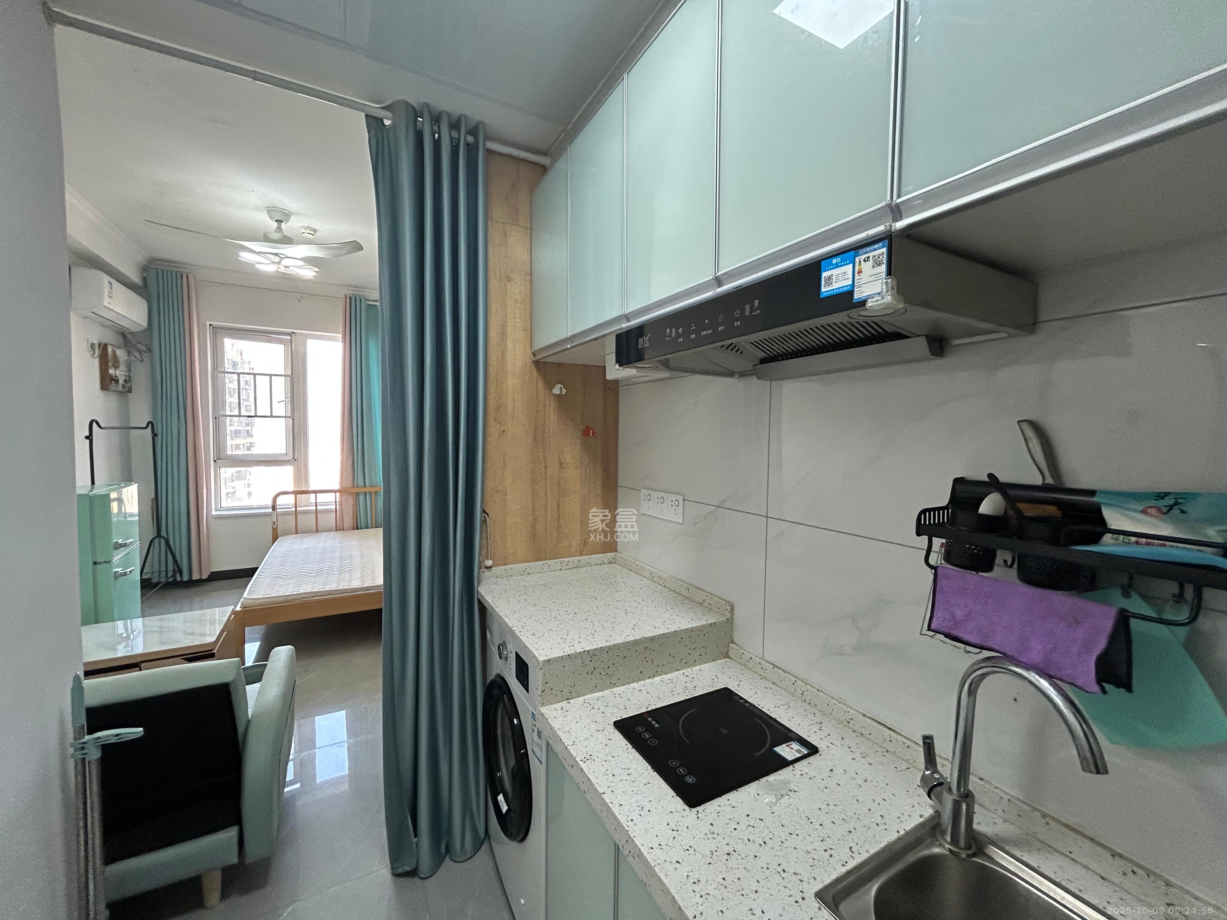 保利香槟国际 1室1厅1卫 1200.0元/月 保利香槟国际 1室1厅1卫 1200.0元/月室内图