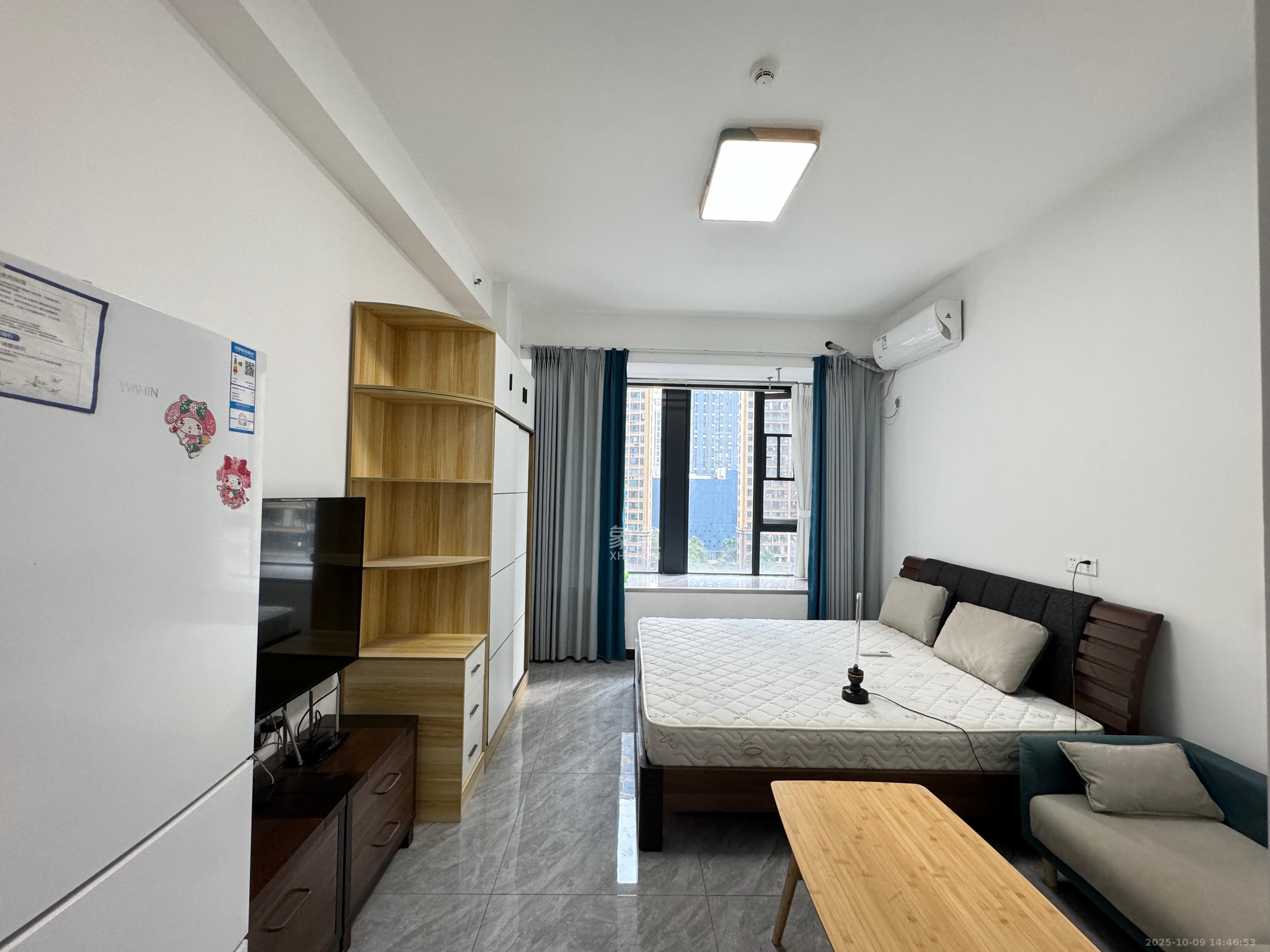 中建悦和城  1室1厅1卫    1350.0元/月室内图