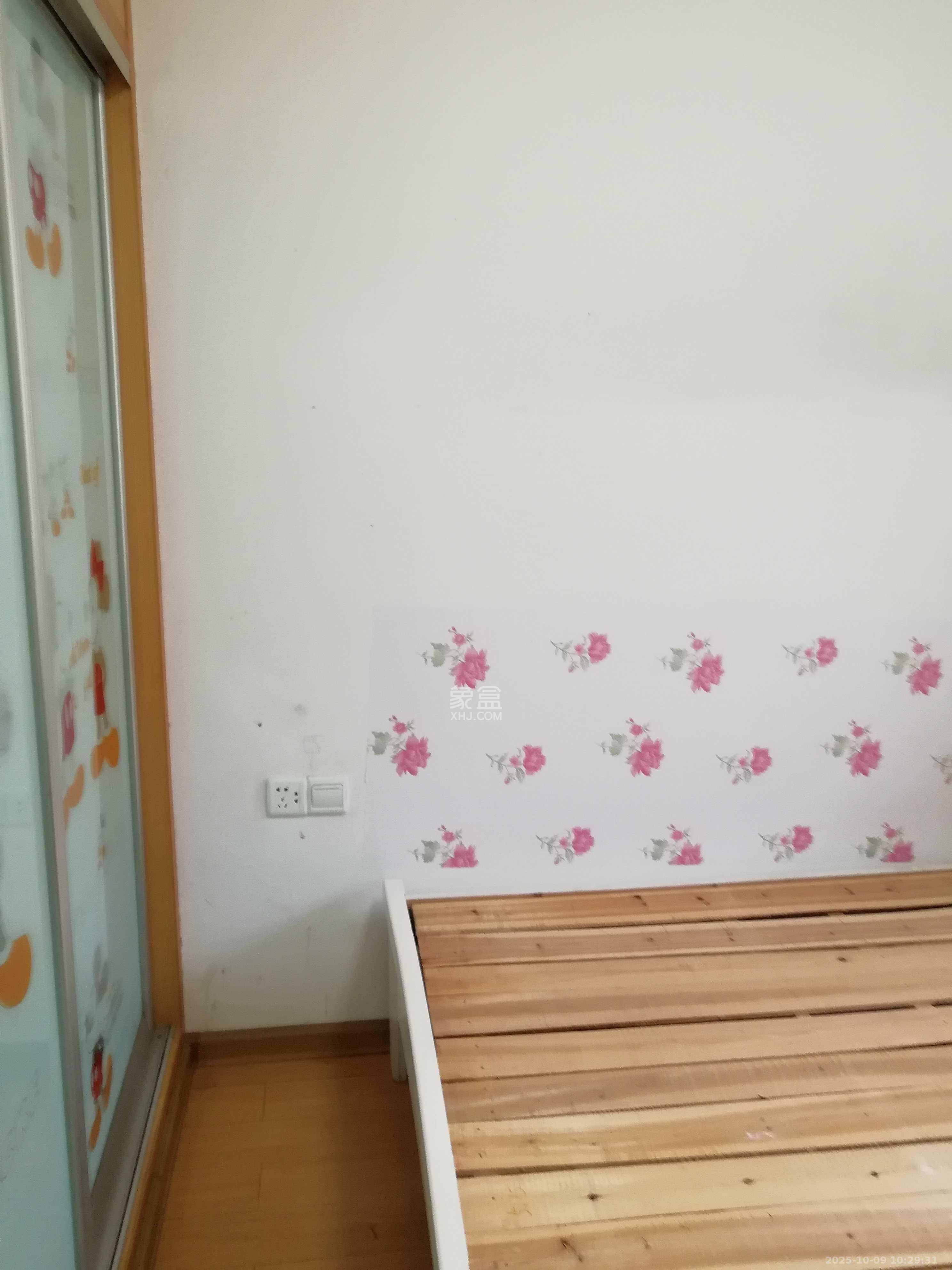 紫薇苑  3室2厅1卫    2000.0元/月室内图