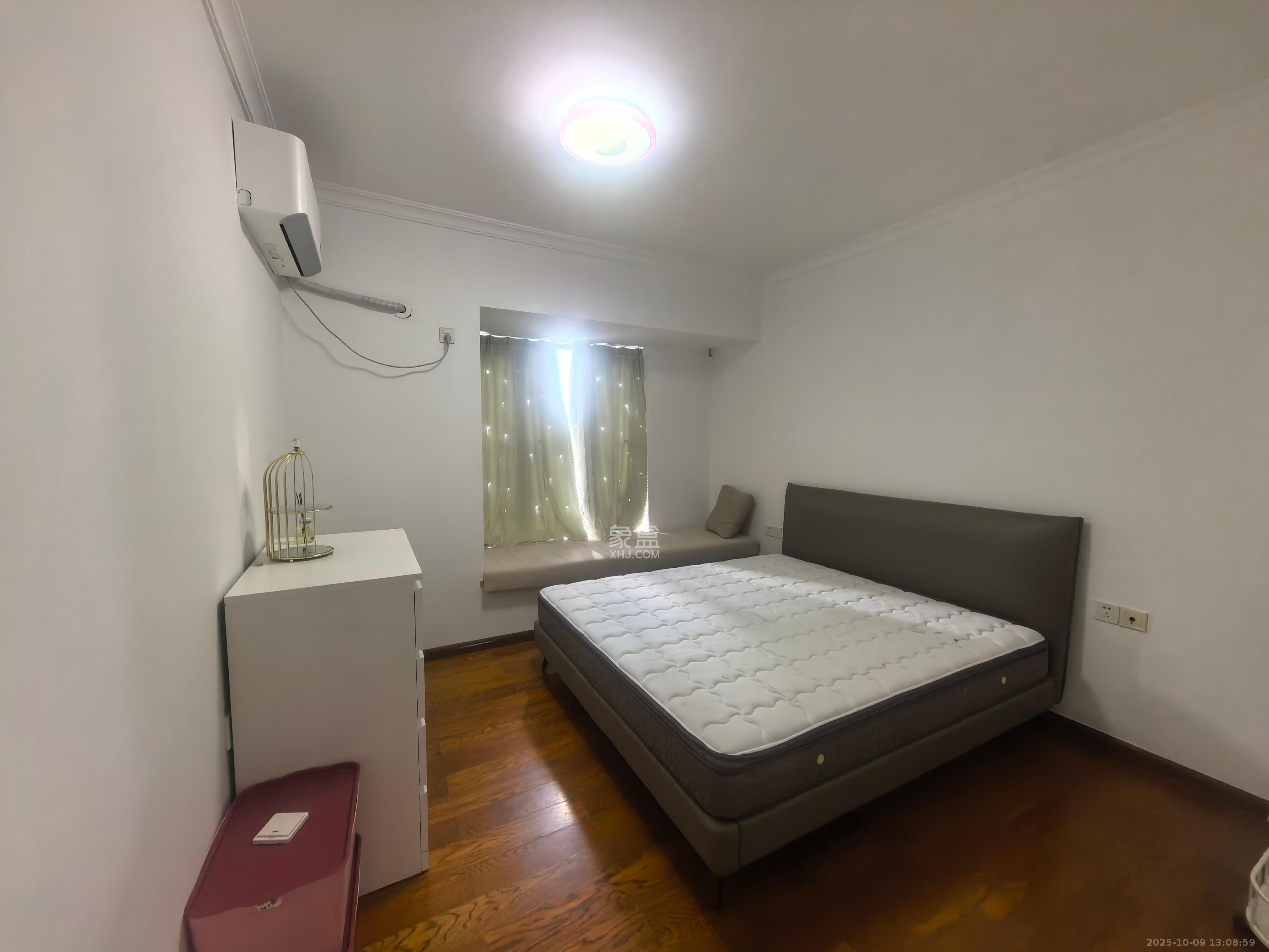 时代倾城一期  3室2厅2卫    2800.0元/月 时代倾城一期  3室2厅2卫    2800.0元/月室内图