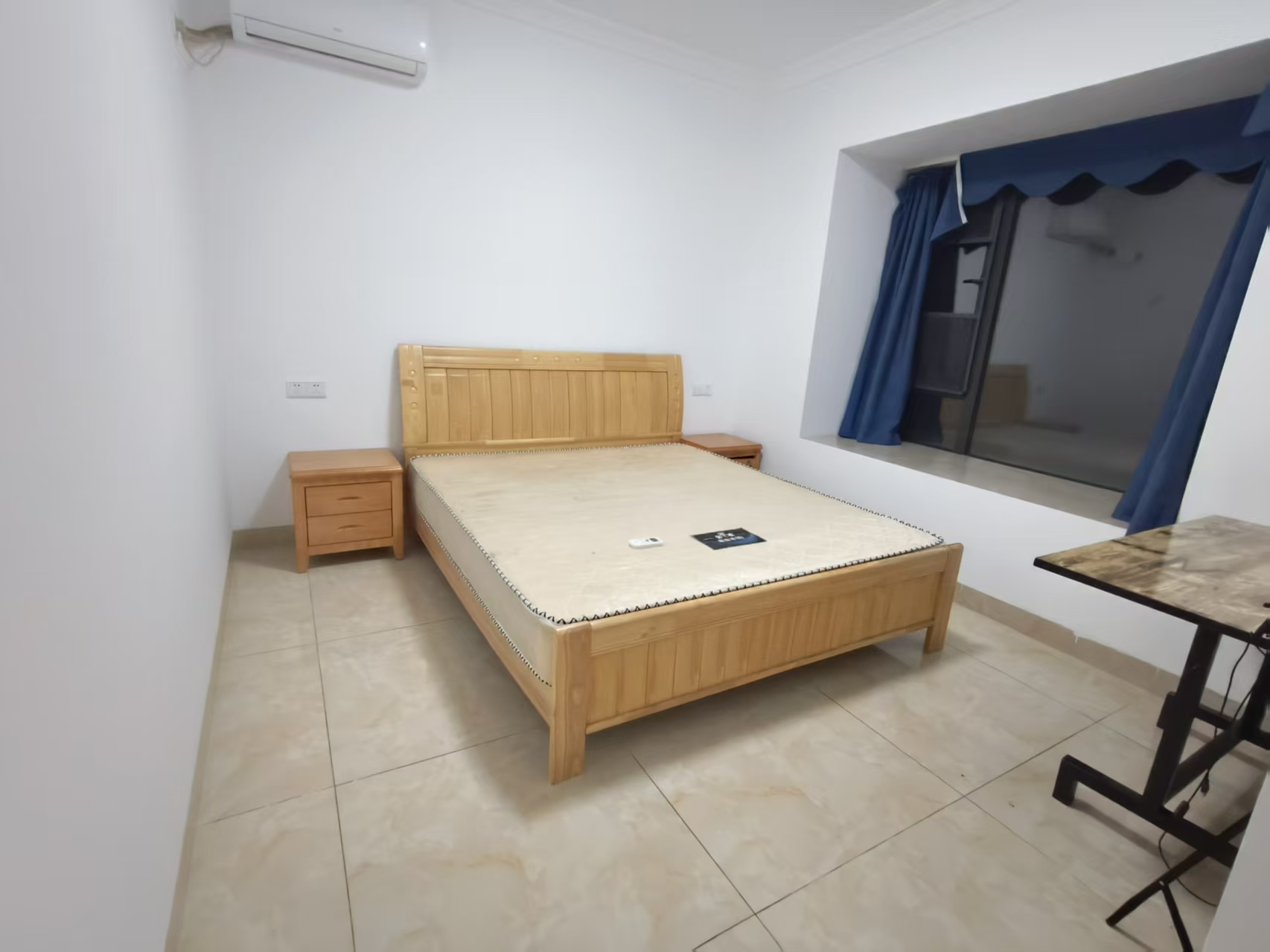 绿地城逸园 3室2厅2卫 2300.0元/月 绿地城逸园 3室2厅2卫 2300.0元/月室内图