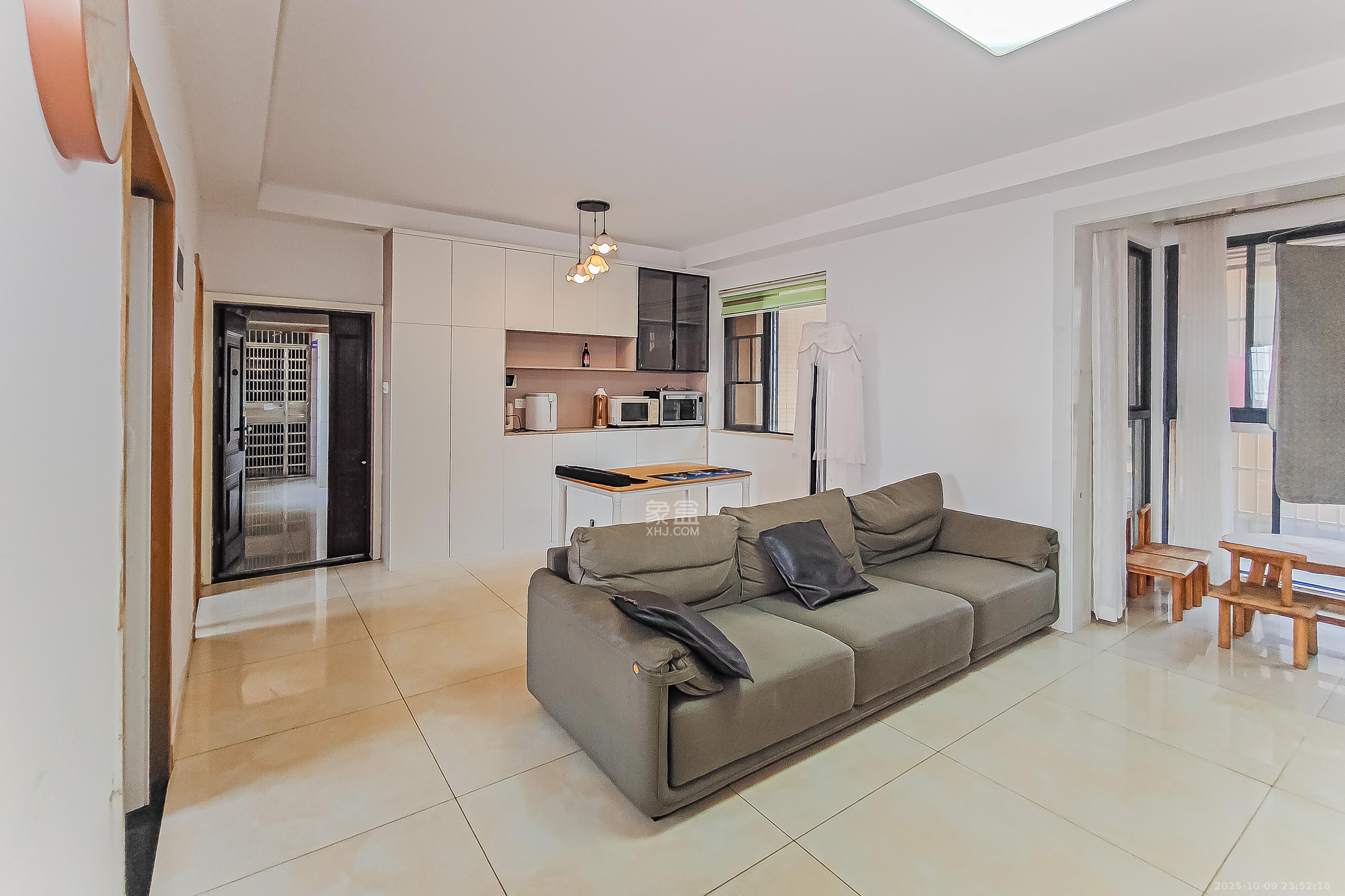 乾城(兴旺乾城) 3室2厅1卫 76.8万 乾城(兴旺乾城) 3室2厅1卫 76.8万客厅