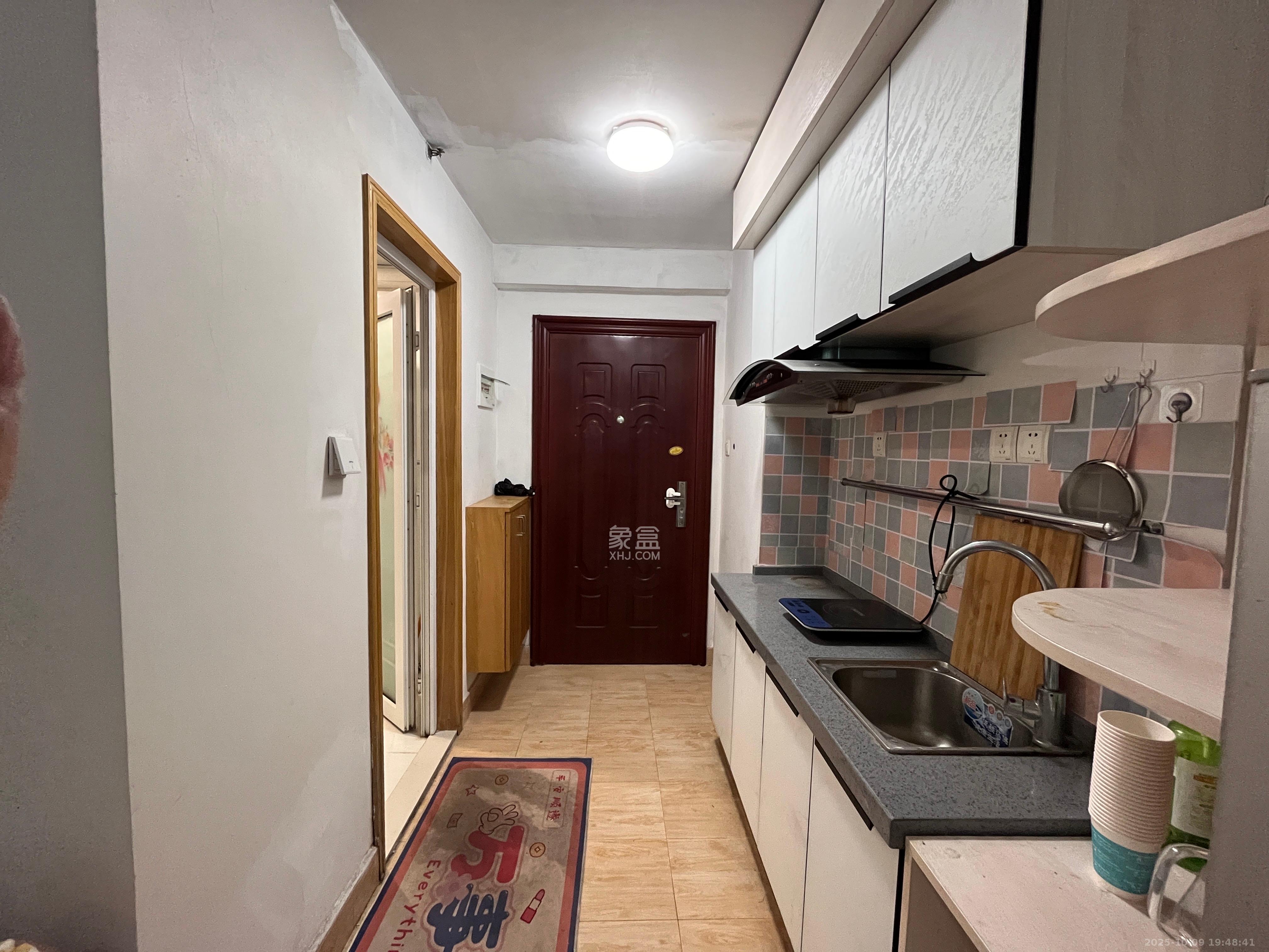 名富公寓  1室1厅1卫    1700.0元/月室内图