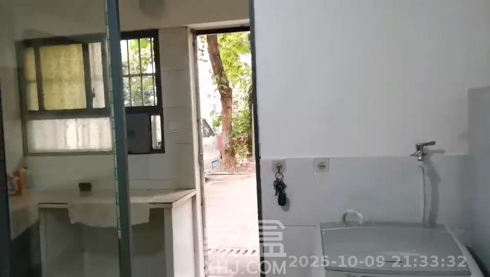 英才园三片  1室1厅1卫    1200.0元/月室内图