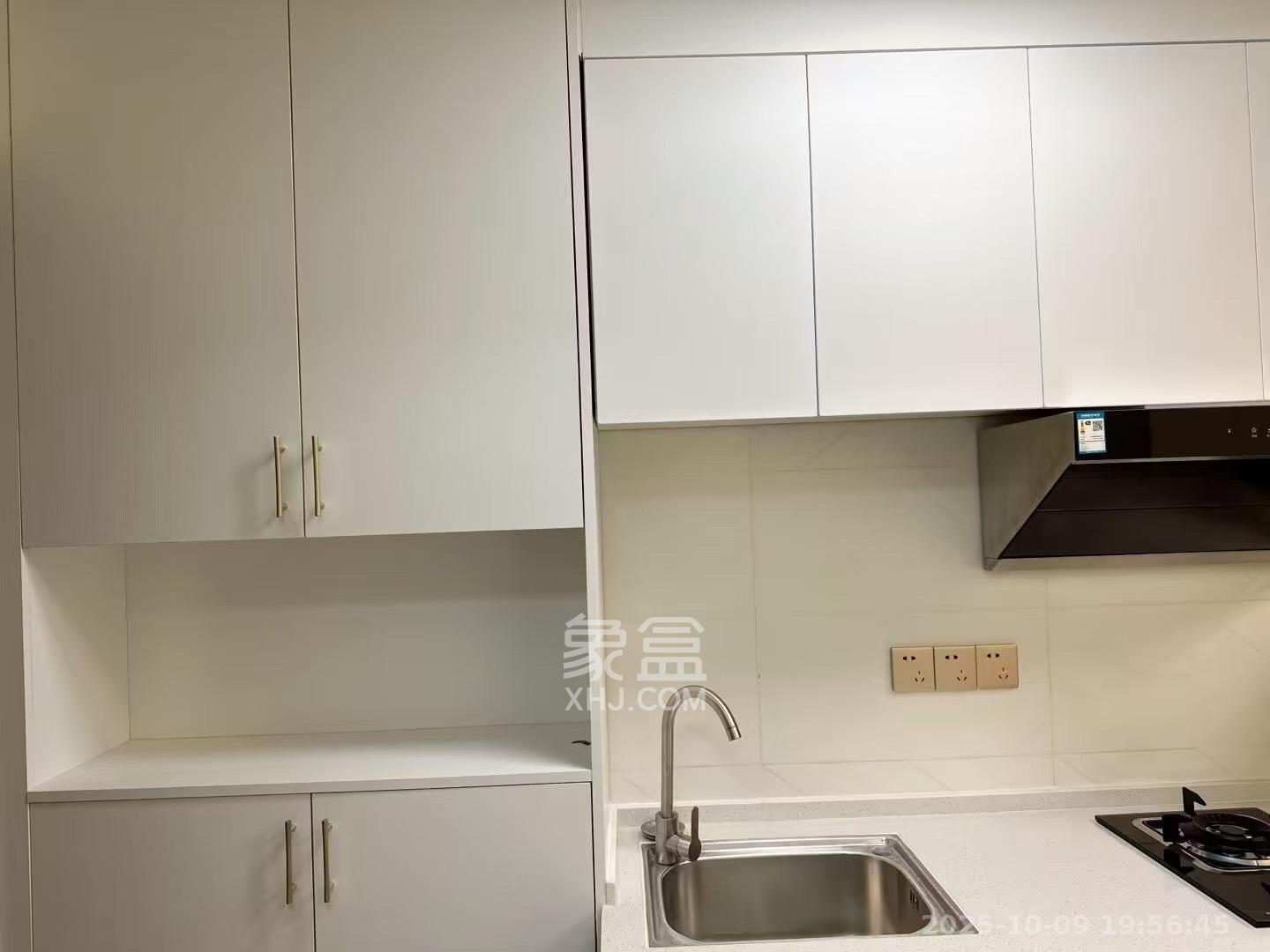 阳光城檀悦  1室1厅1卫    1700.0元/月室内图