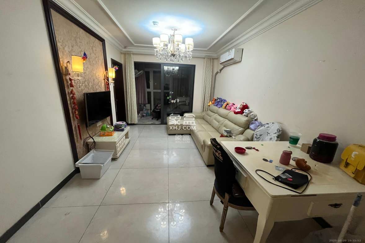 恒大国际广场 2室1厅1卫 2400.0元/月 恒大国际广场 2室1厅1卫 2400.0元/月室内图