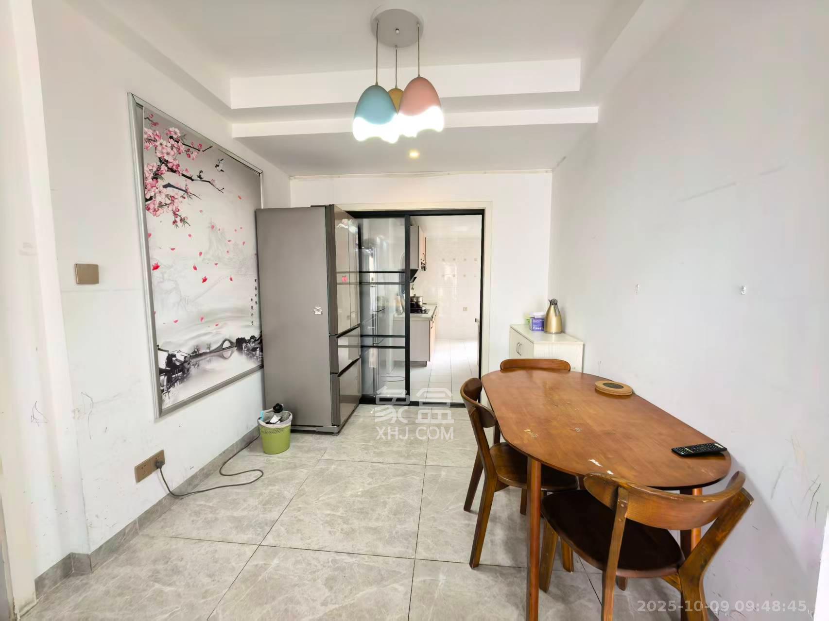 乾源国际 4室2厅2卫 2300.0元/月 乾源国际 4室2厅2卫 2300.0元/月室内图