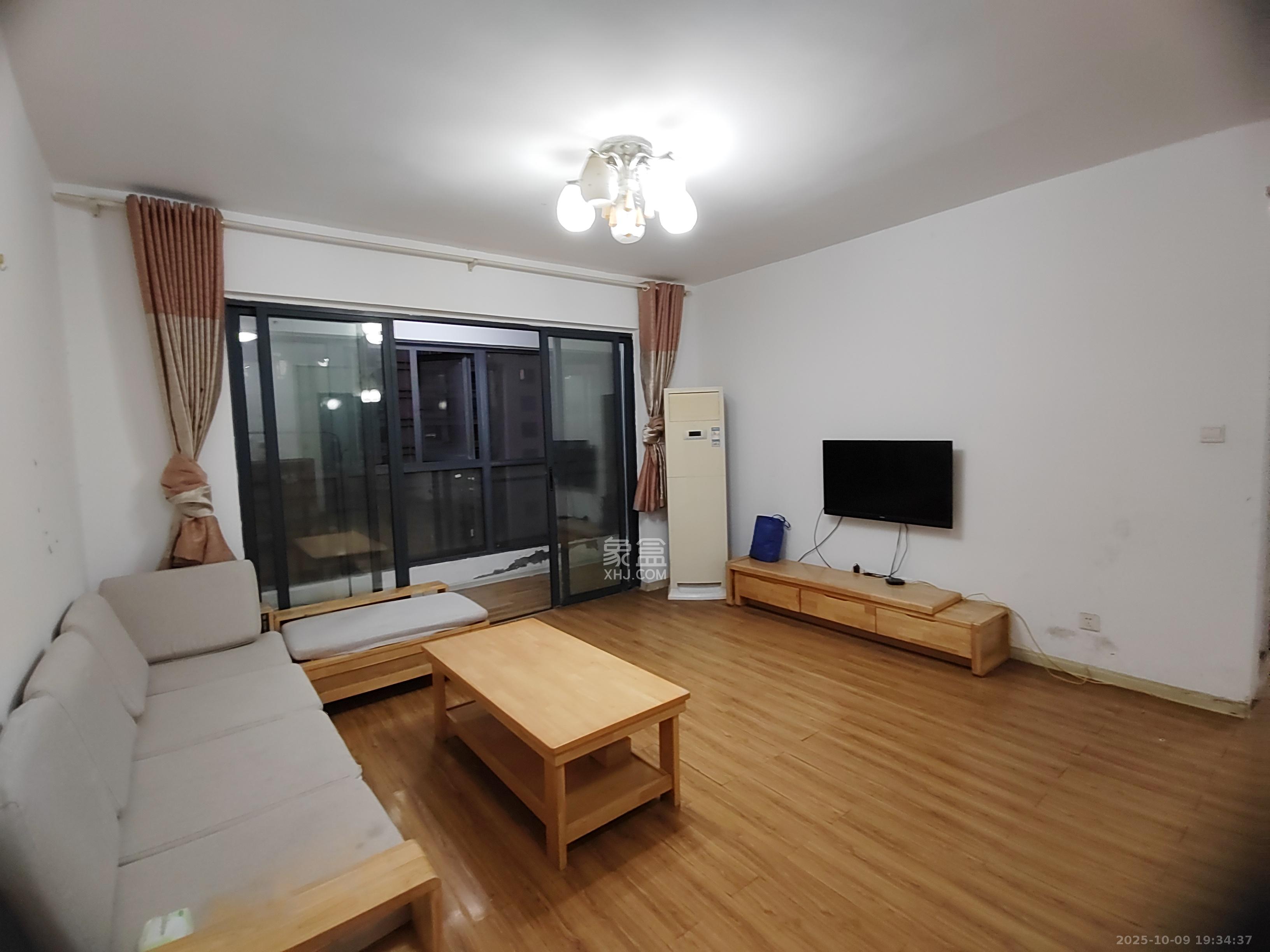 奥克斯广场 3室2厅2卫 3200.0元/月 奥克斯广场 3室2厅2卫 3200.0元/月户型图