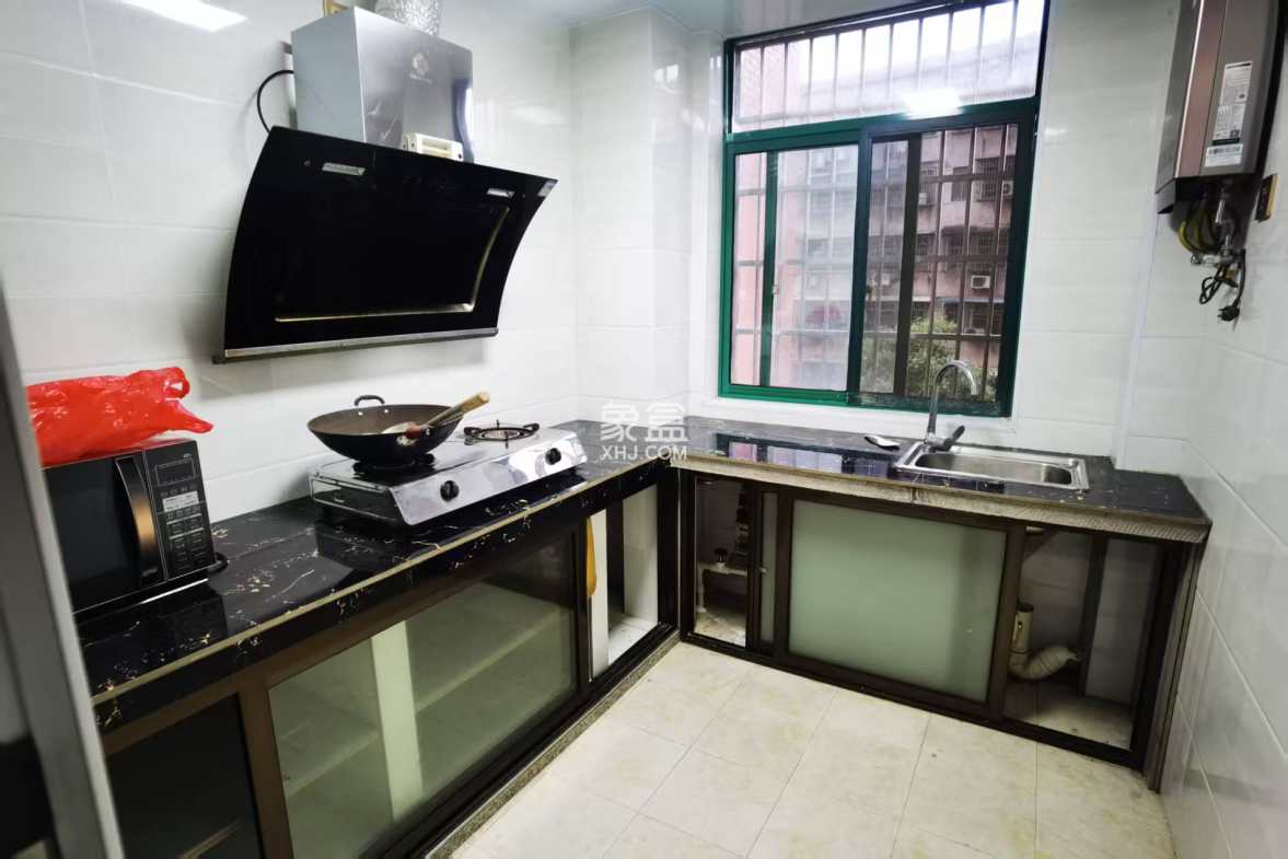 家和兴苑  3室2厅1卫    60.0万 家和兴苑  3室2厅1卫    60.0万室内图