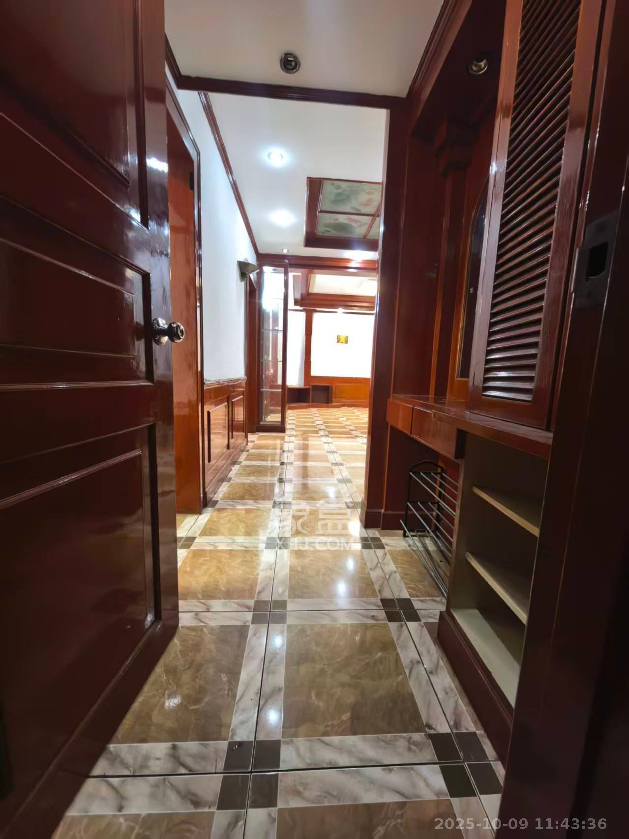 湘农桥社区 3室2厅2卫 2200.0元/月 湘农桥社区 3室2厅2卫 2200.0元/月室内图