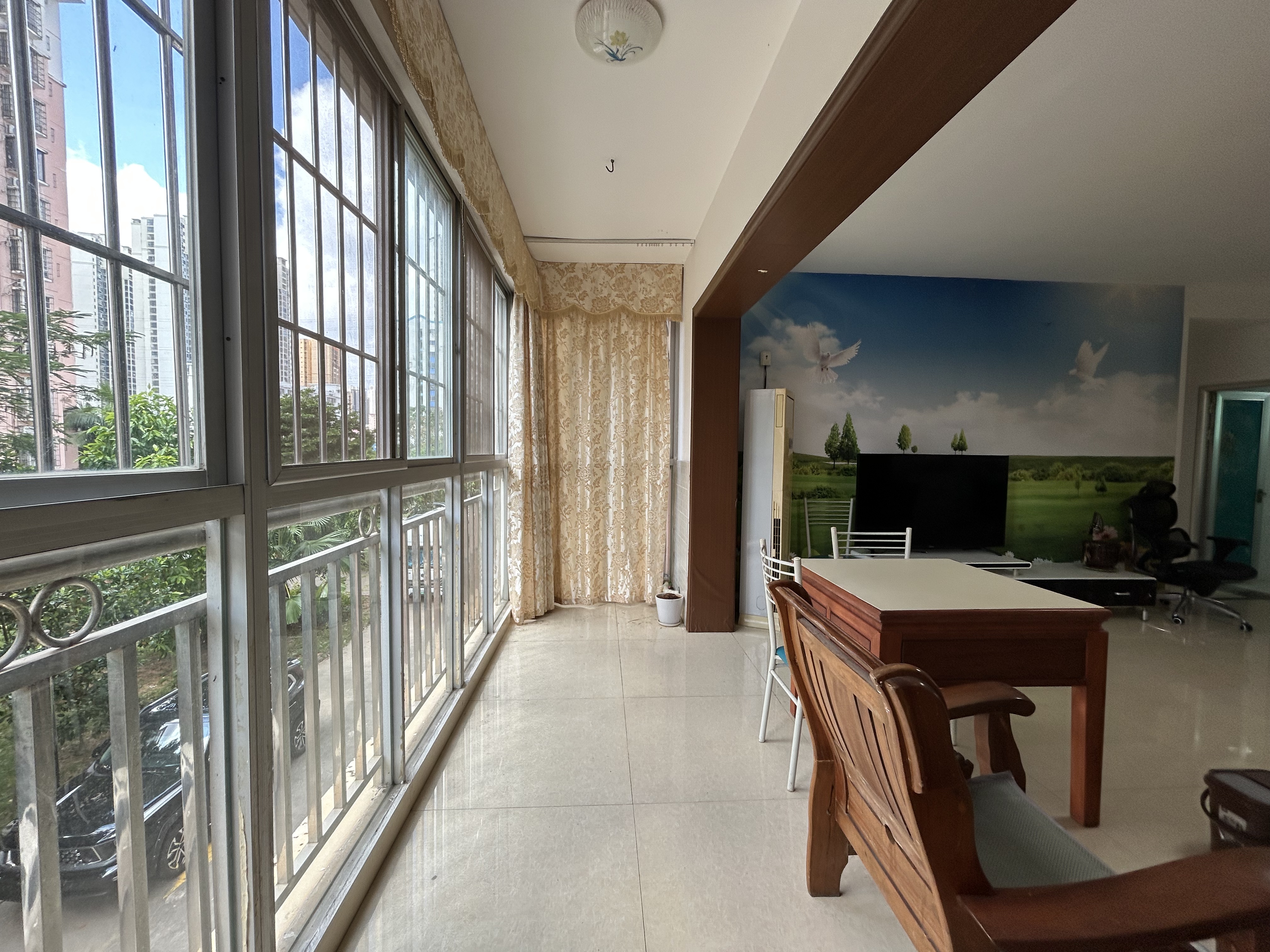 八一小区  3室2厅2卫    2700.0元/月室内图