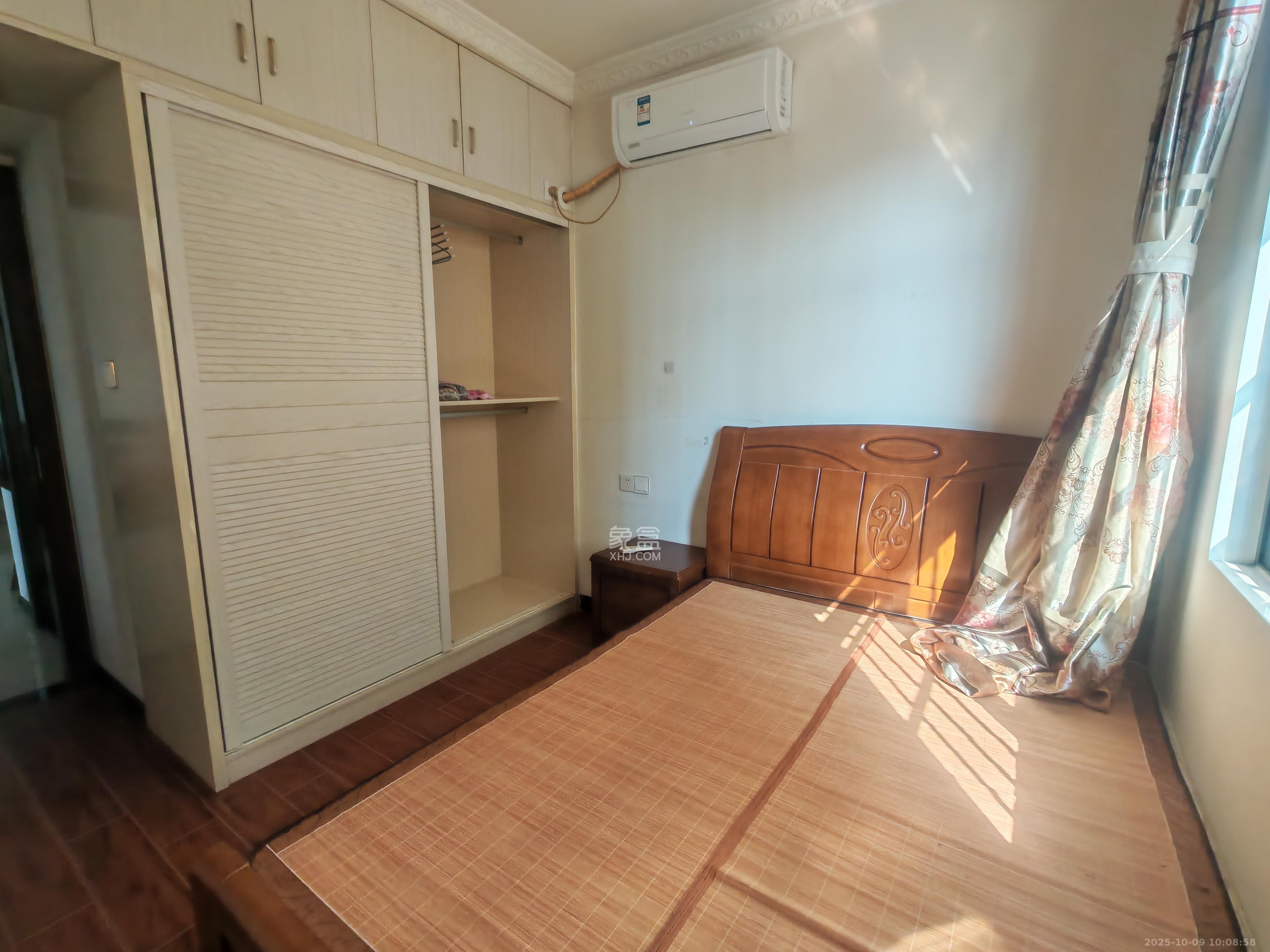 景塘家园  3室2厅1卫    2000.0元/月室内图