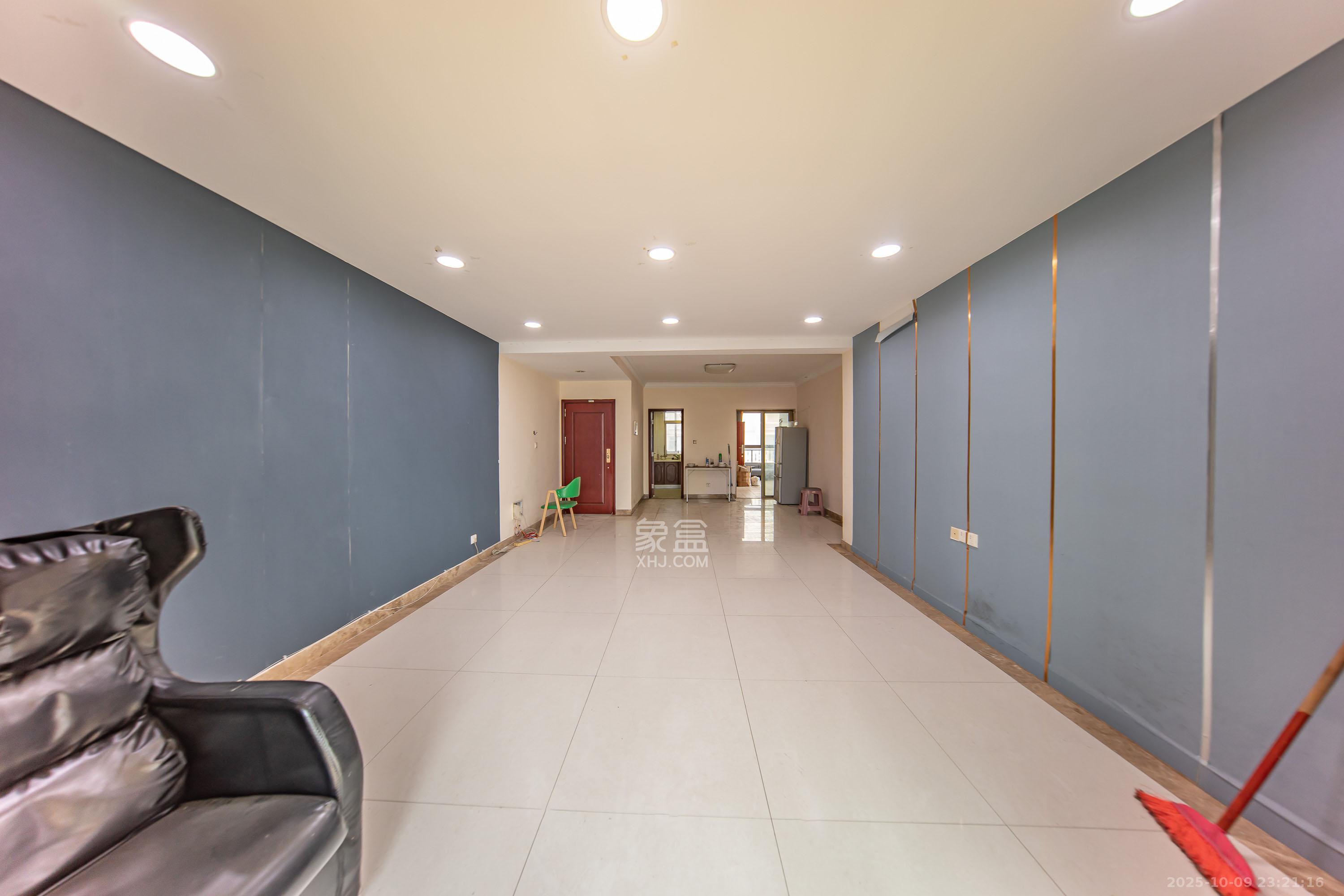 江山帝景雅典  1室2厅1卫    148.0万