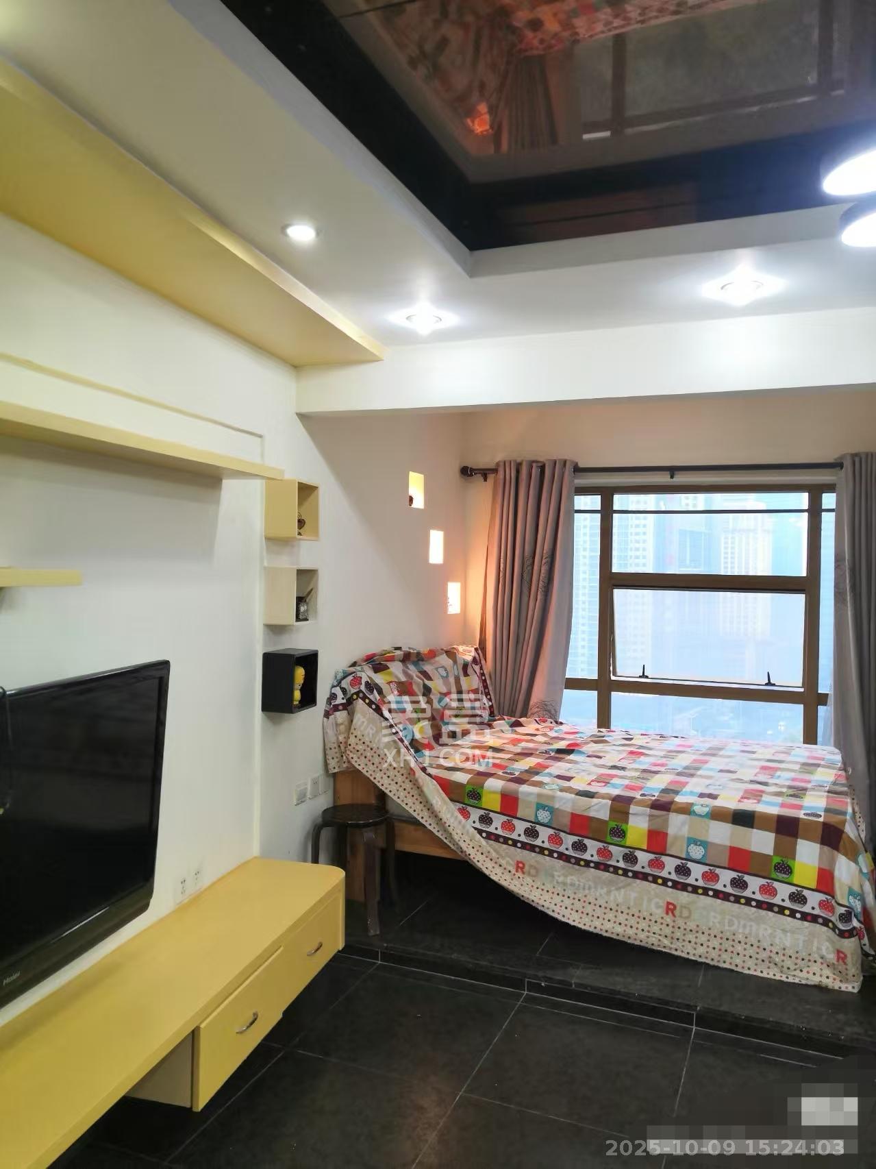 天健芙蓉盛世一期  1室1厅1卫    1800.0元/月 天健芙蓉盛世一期  1室1厅1卫    1800.0元/月